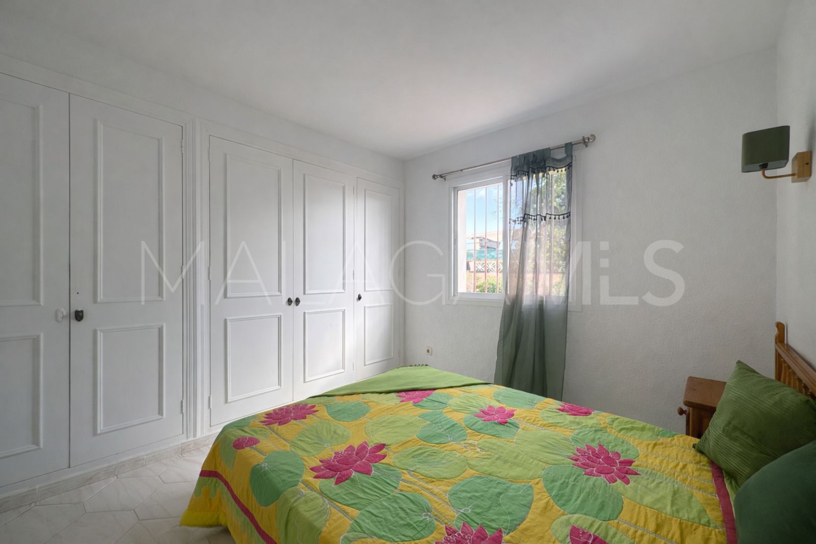 Se vende pareado in Calahonda