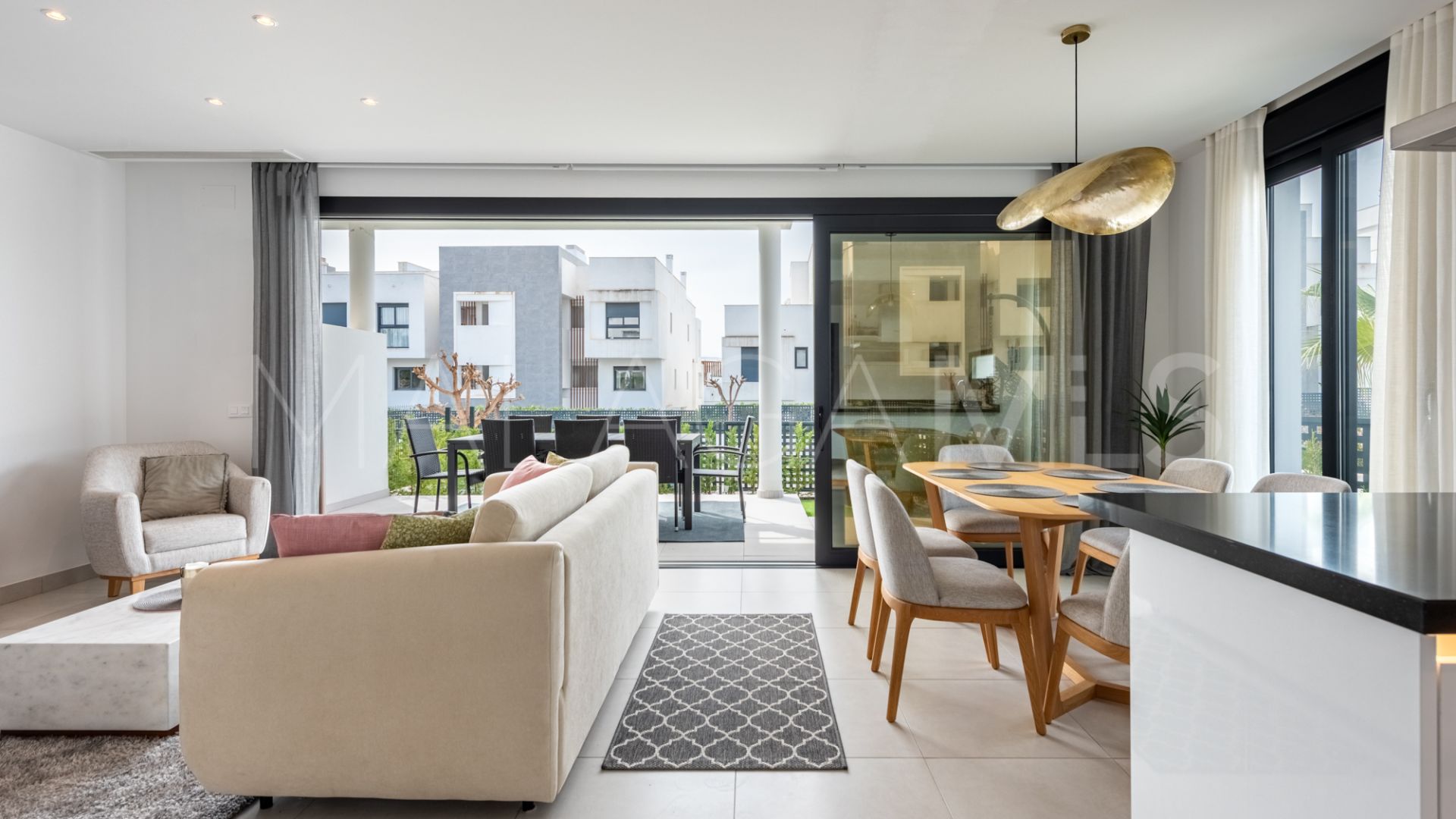 Adosado a la venta with 3 bedrooms in Bel Air