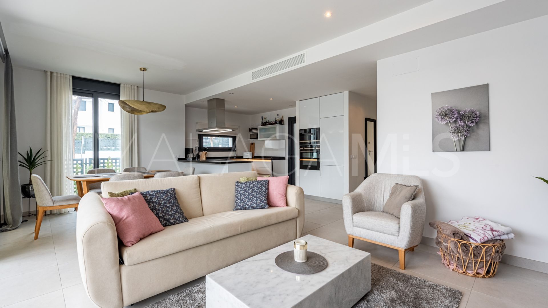 Adosado a la venta with 3 bedrooms in Bel Air