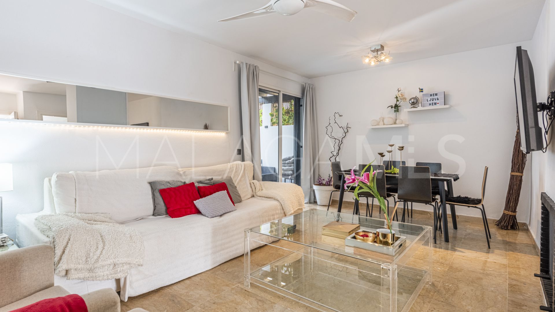 2 bedrooms Nueva Andalucia town house for sale