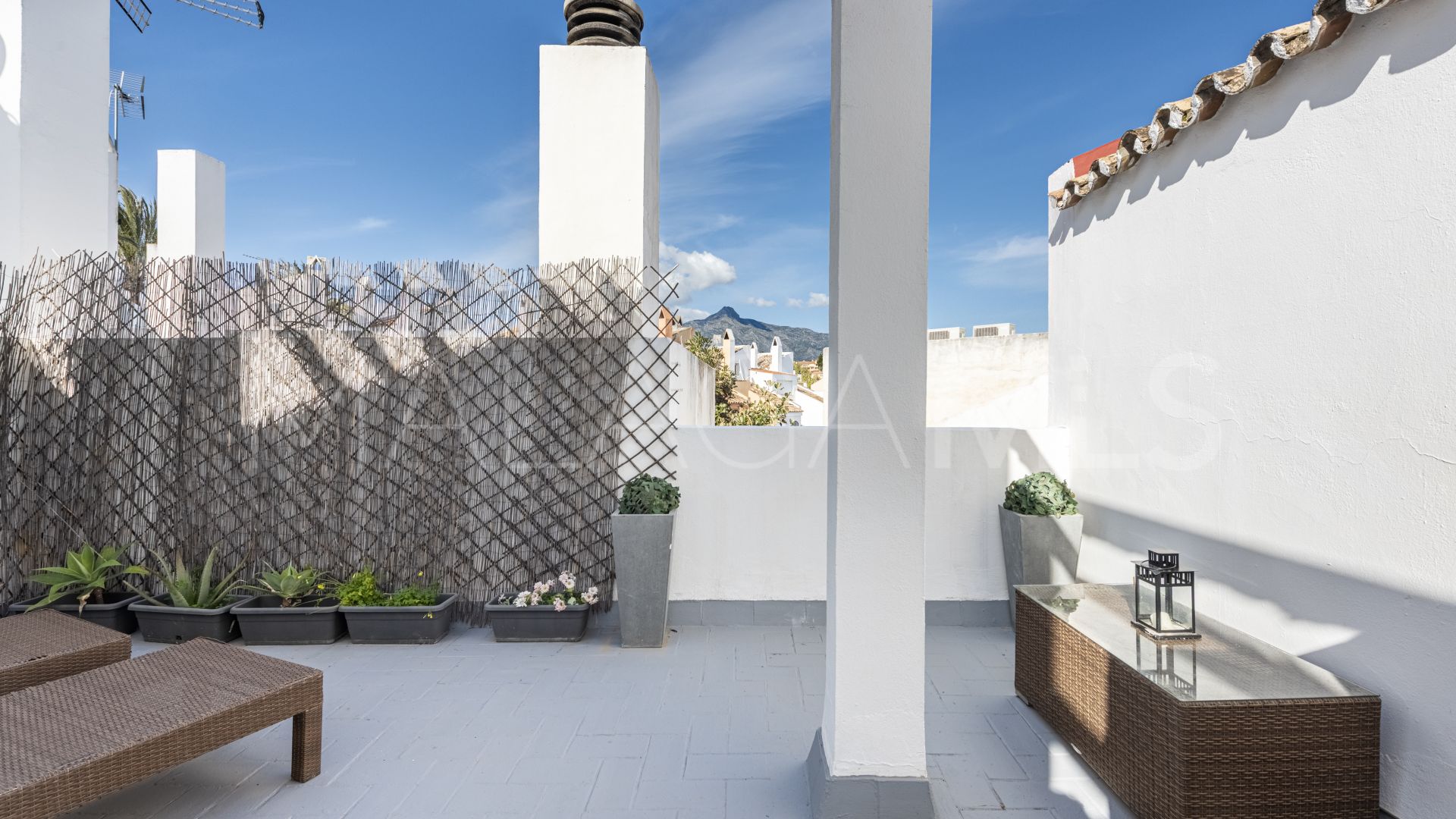 2 bedrooms Nueva Andalucia town house for sale