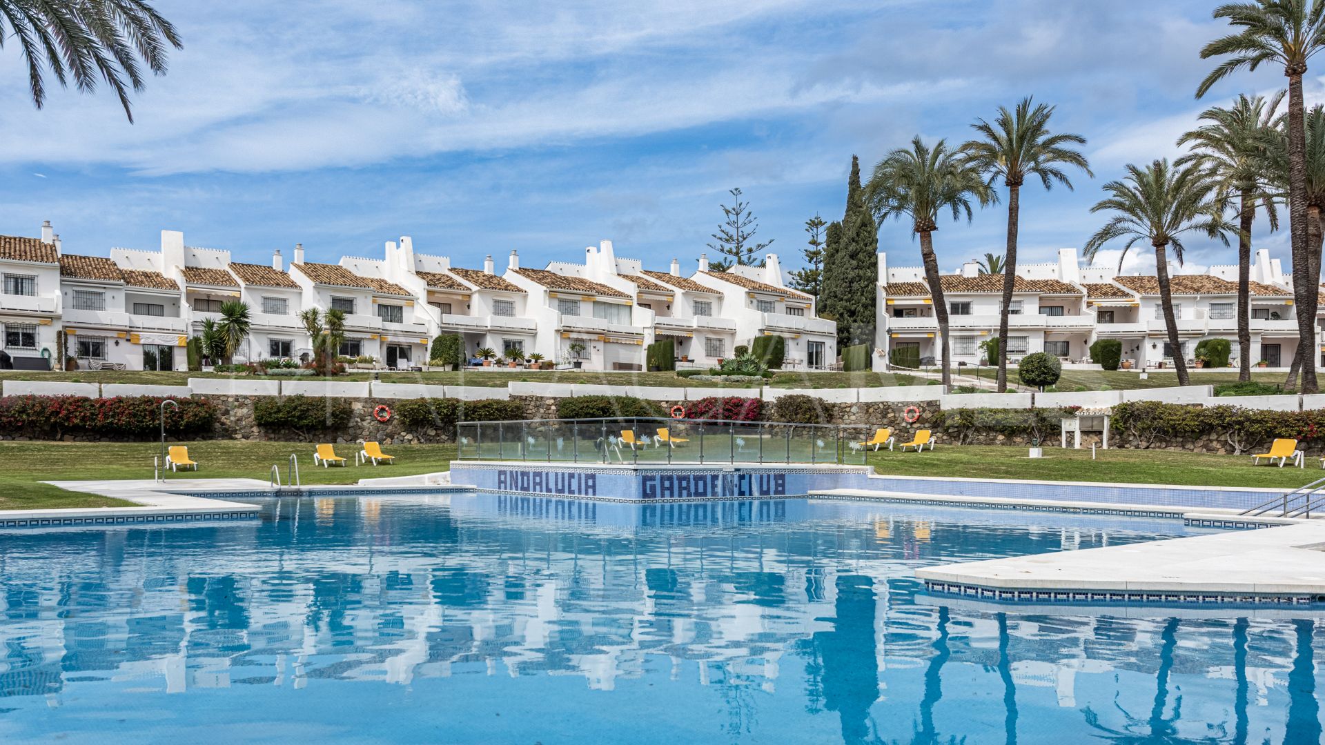 Appartement terrasse for sale in Andalucia Garden Suites
