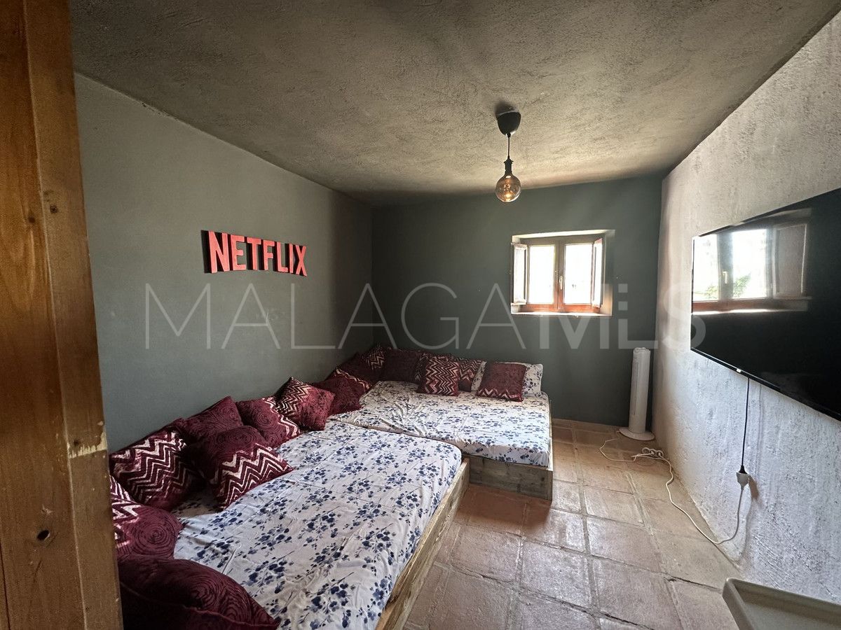 For sale 11 bedrooms finca in Malaga