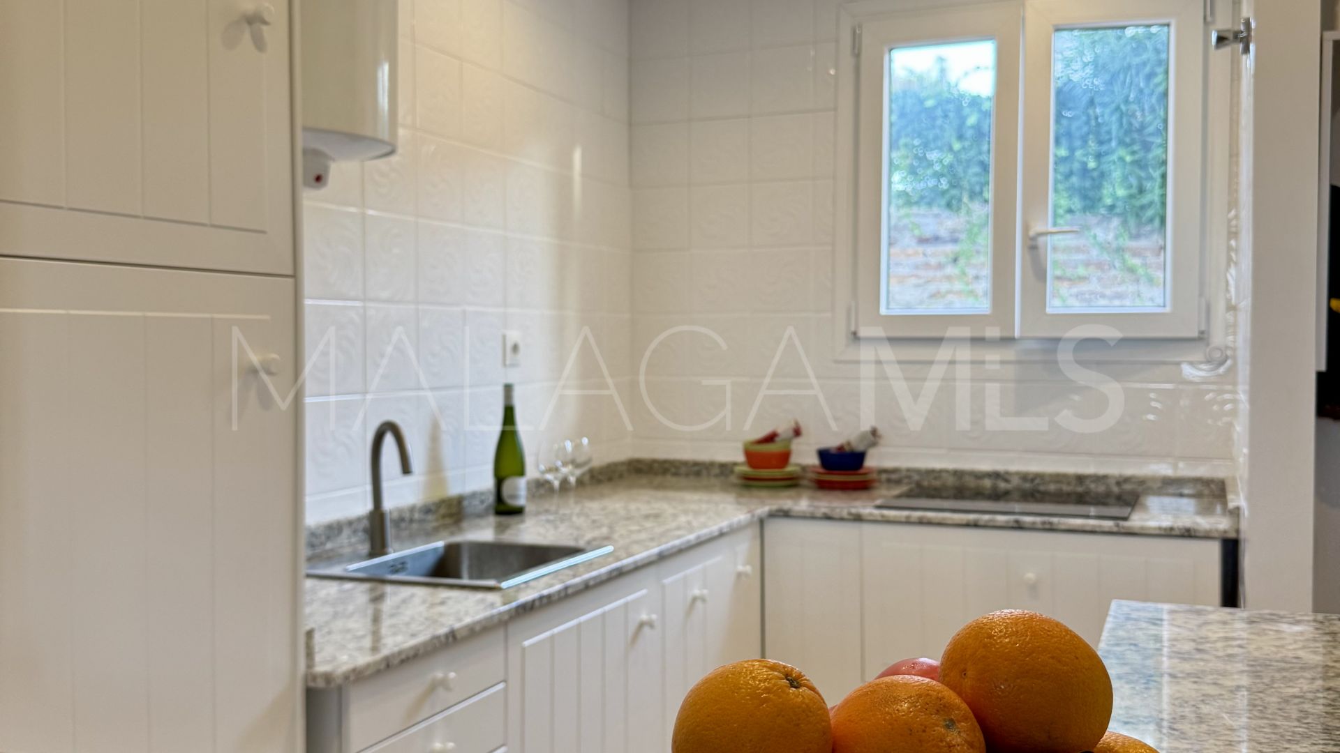For sale 2 bedrooms apartment in La Duquesa