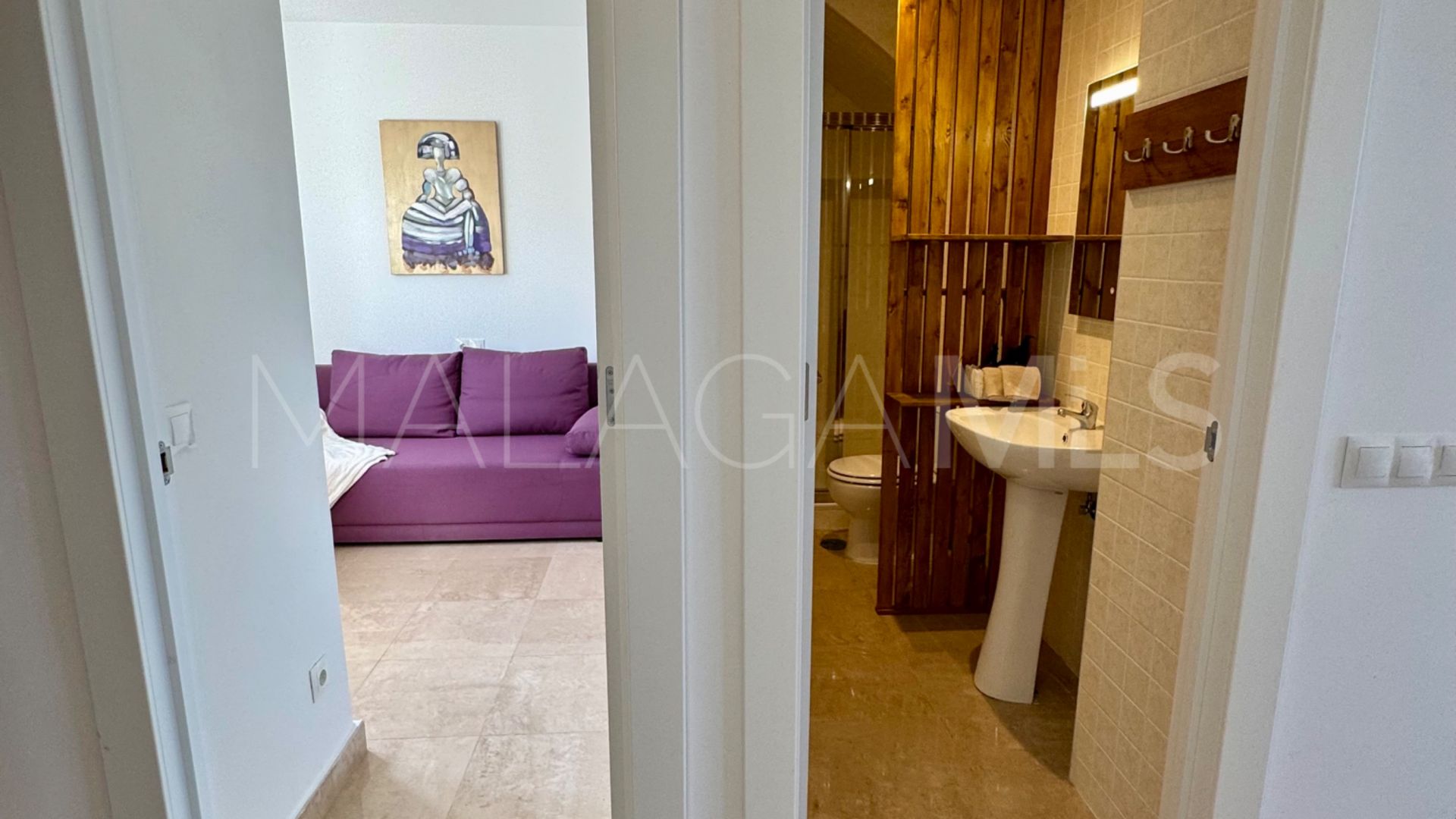 For sale 2 bedrooms apartment in La Duquesa