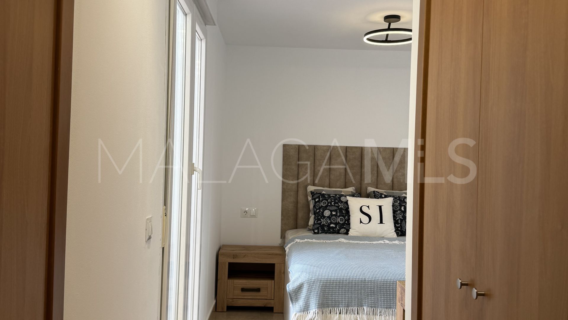 For sale 2 bedrooms apartment in La Duquesa