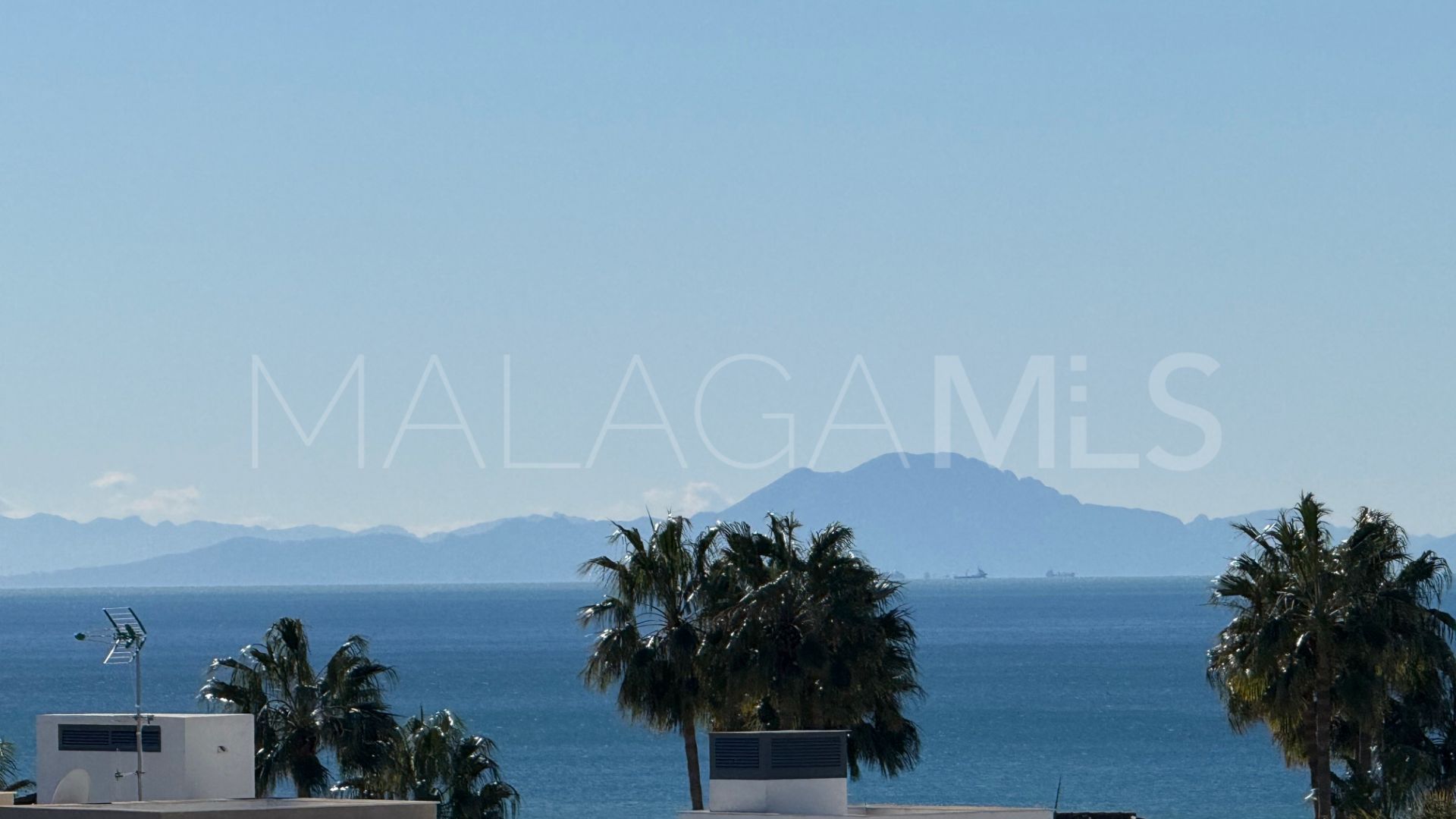 For sale duplex penthouse with 3 bedrooms in Las Mesas