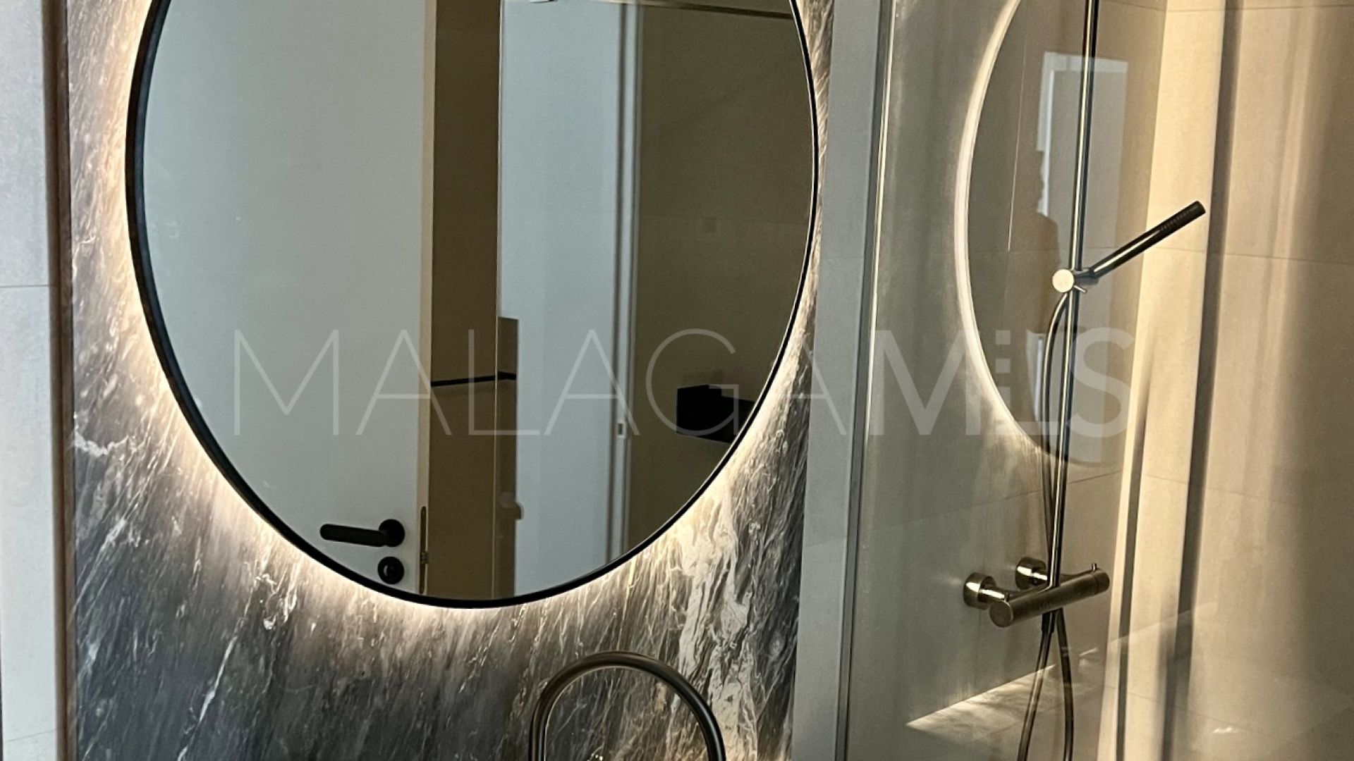 For sale duplex penthouse with 3 bedrooms in Las Mesas