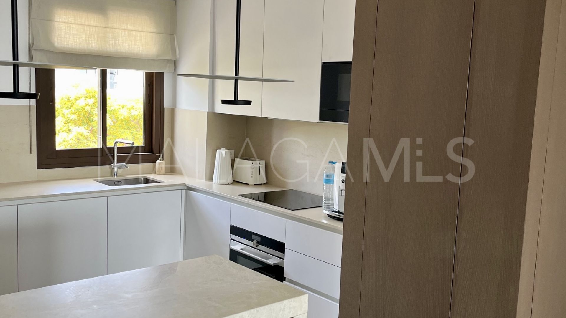 For sale duplex penthouse with 3 bedrooms in Las Mesas