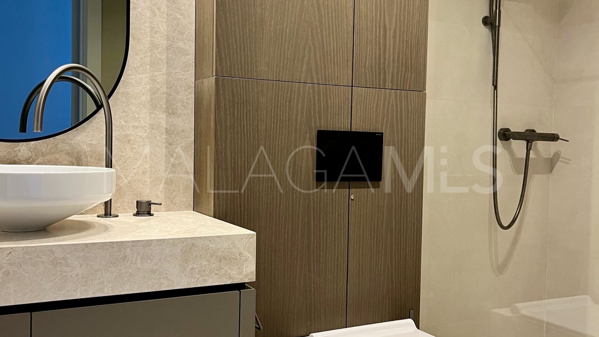 For sale duplex penthouse with 3 bedrooms in Las Mesas