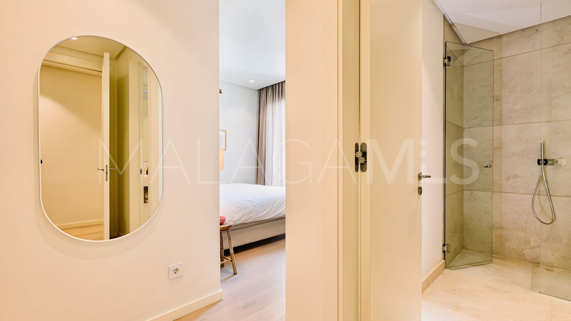 Ground floor duplex for sale in Marbella Club Hills