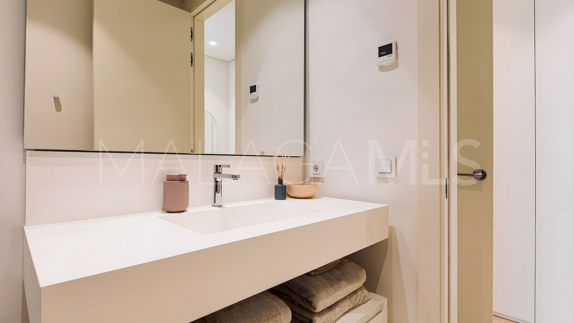 Ground floor duplex for sale in Marbella Club Hills