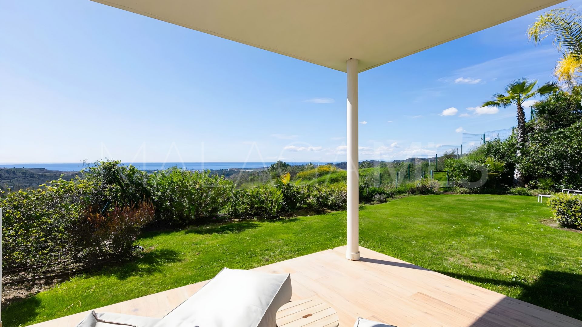 Ground floor duplex for sale in Marbella Club Hills