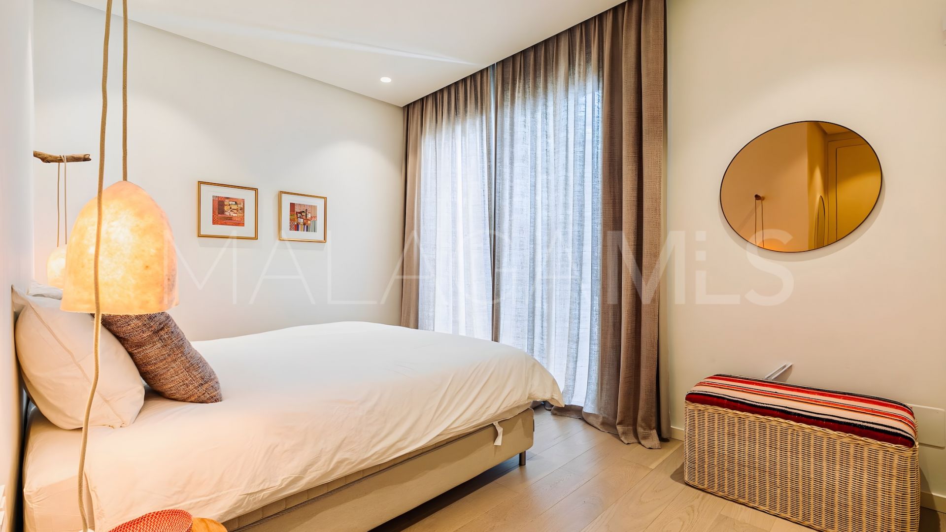 Ground floor duplex for sale in Marbella Club Hills