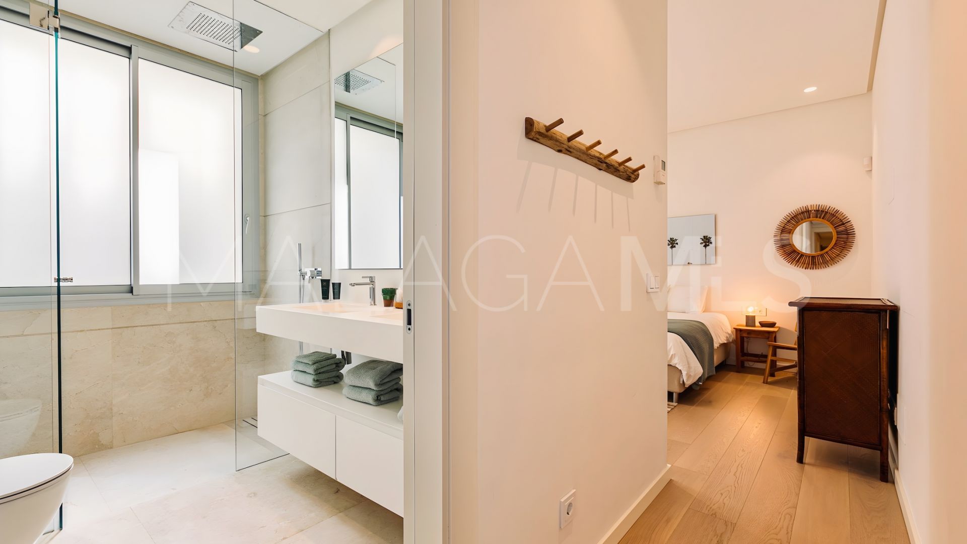Ground floor duplex for sale in Marbella Club Hills