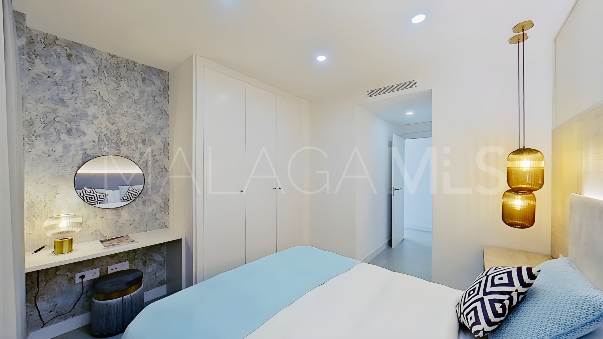 Duplex penthouse for sale in Oasis325