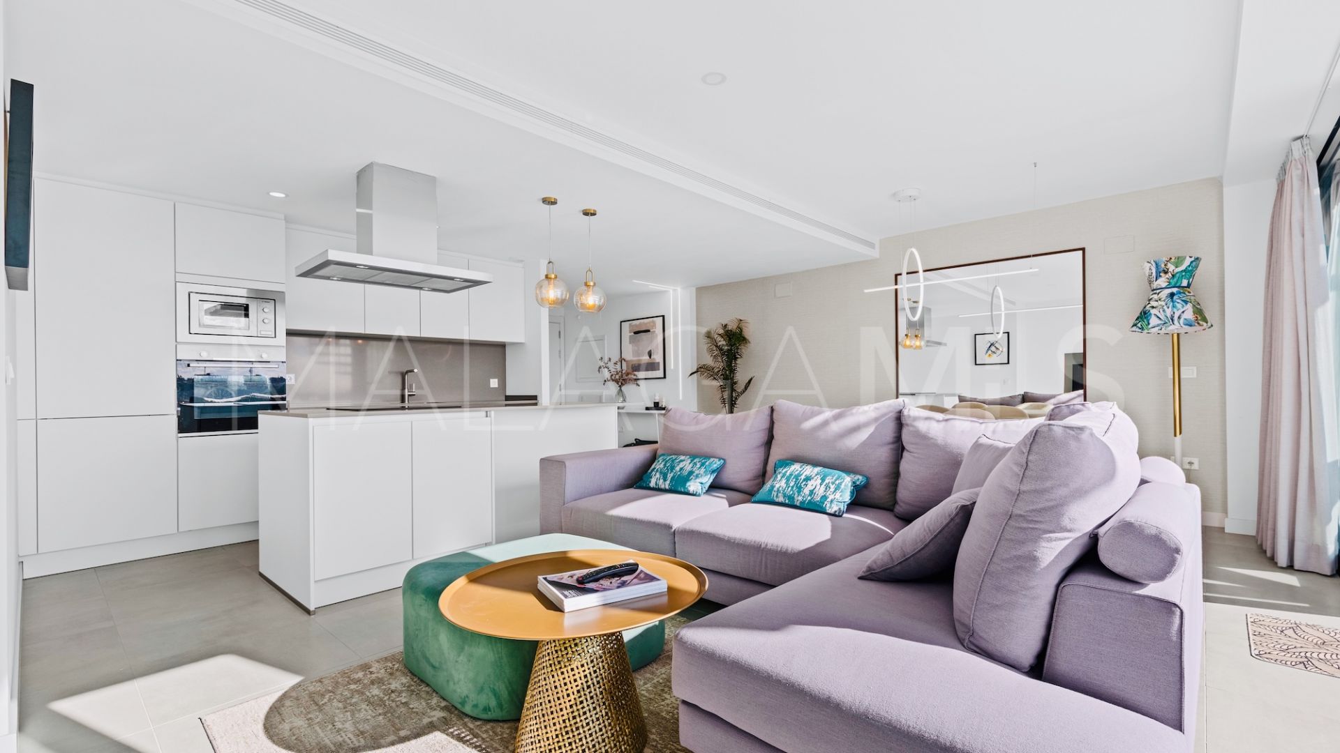 Takvåning for sale in Oasis325