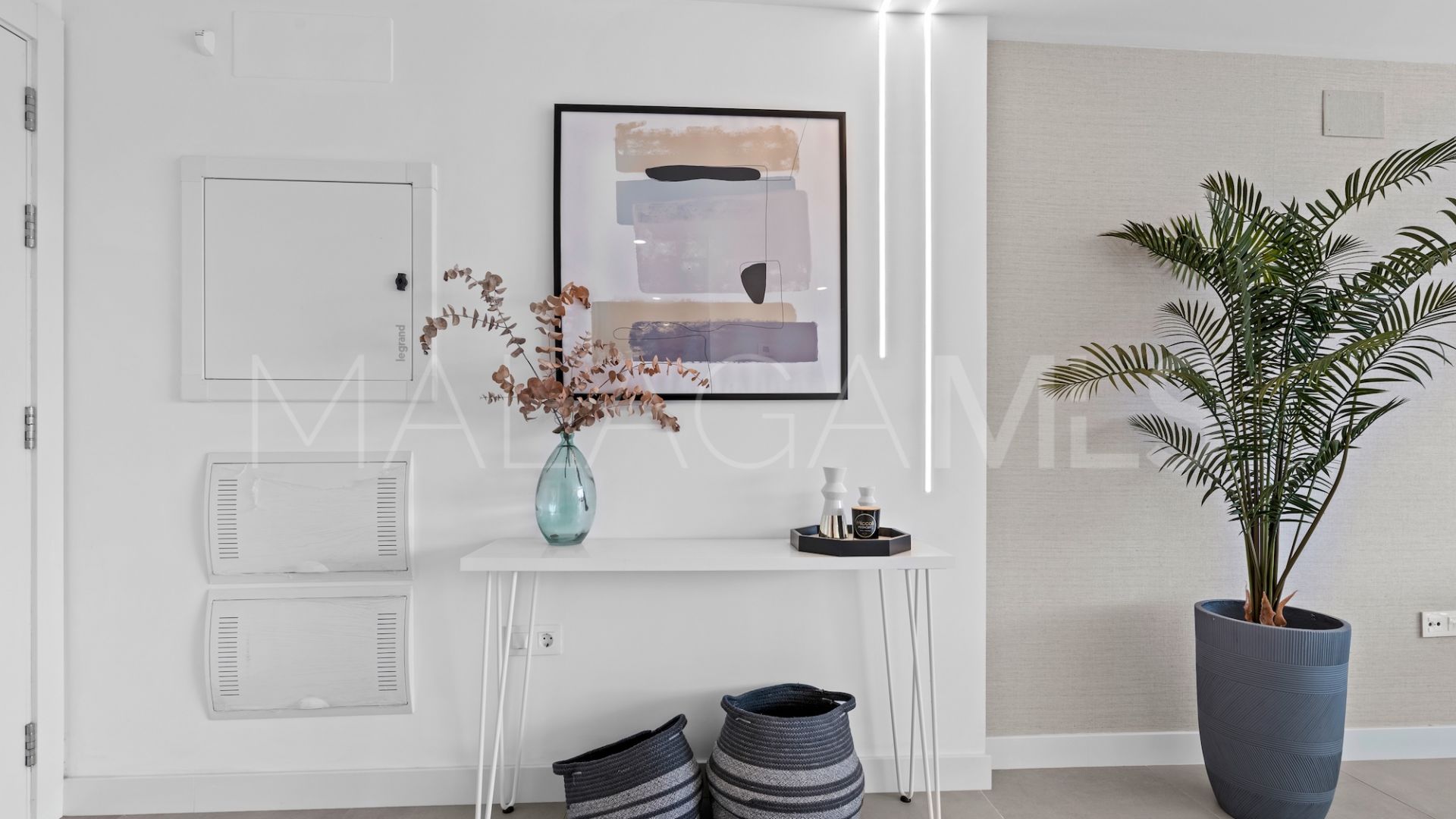 Takvåning for sale in Oasis325