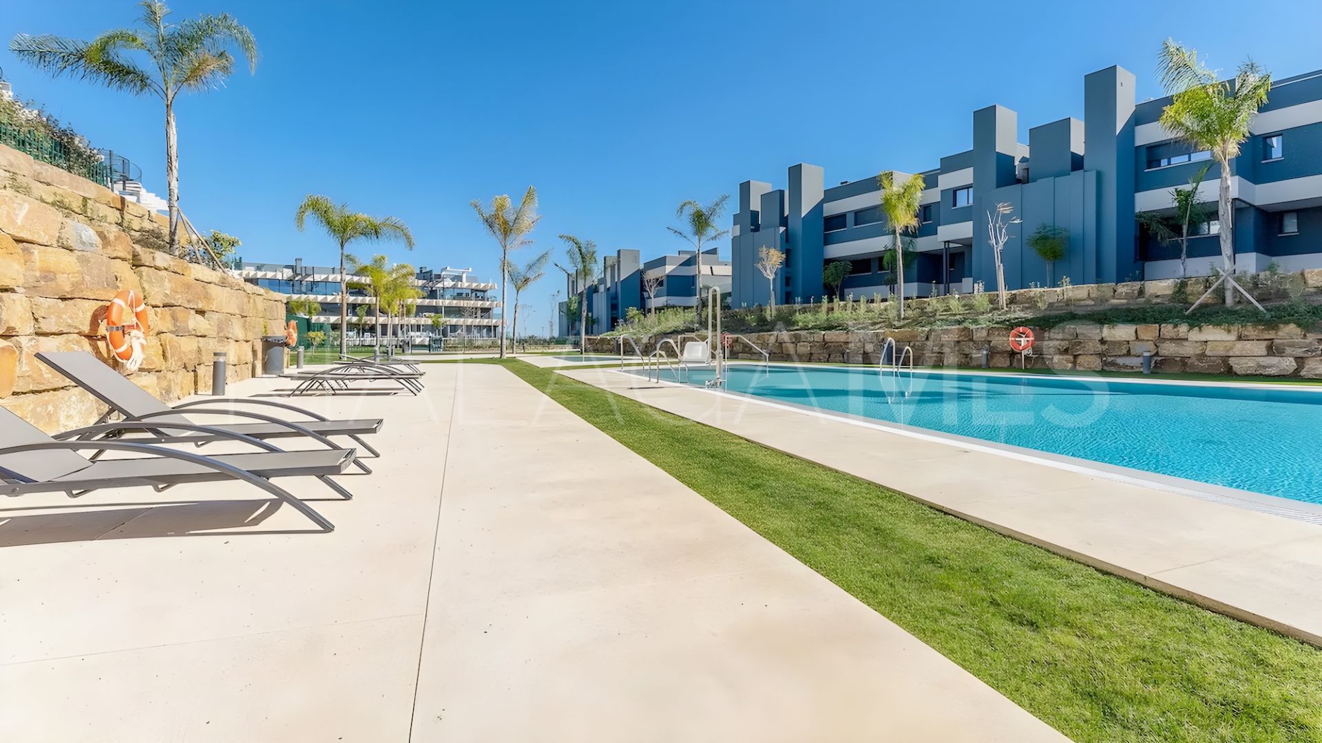 Takvåning for sale in Oasis325