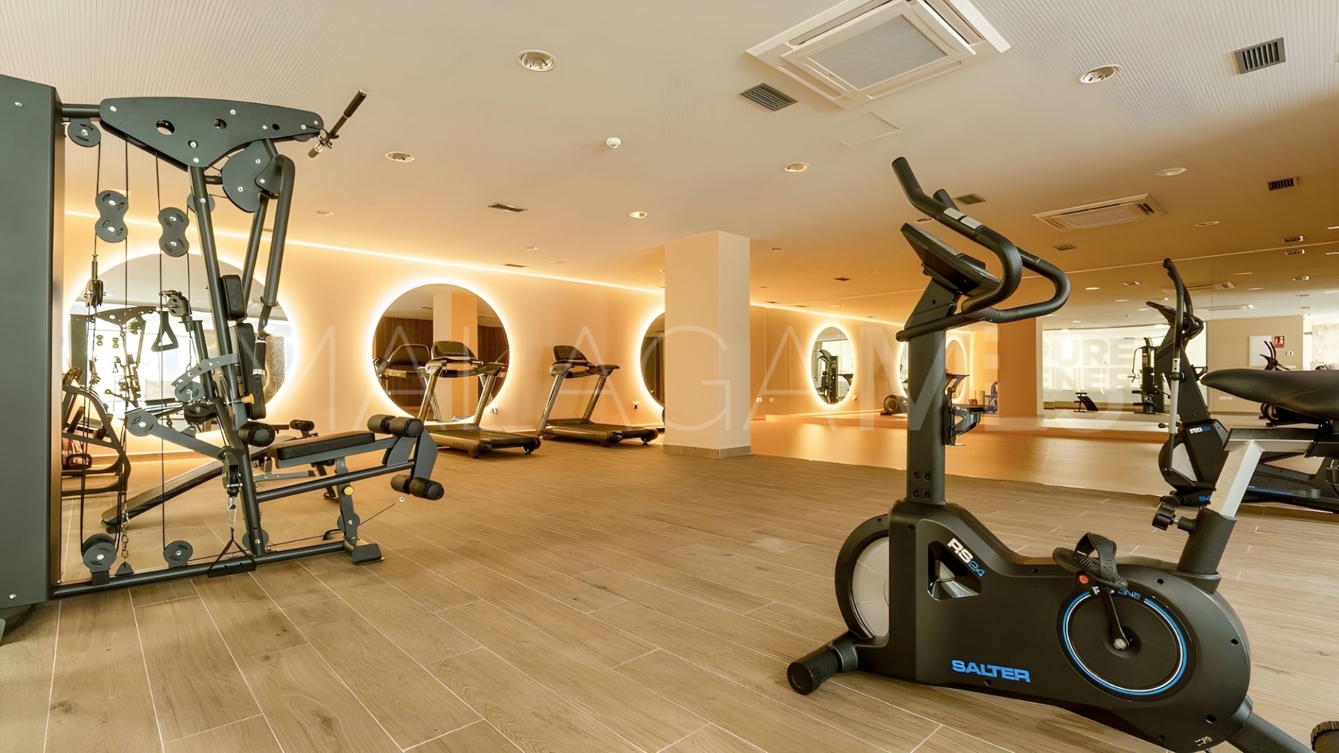 Takvåning for sale in Oasis325