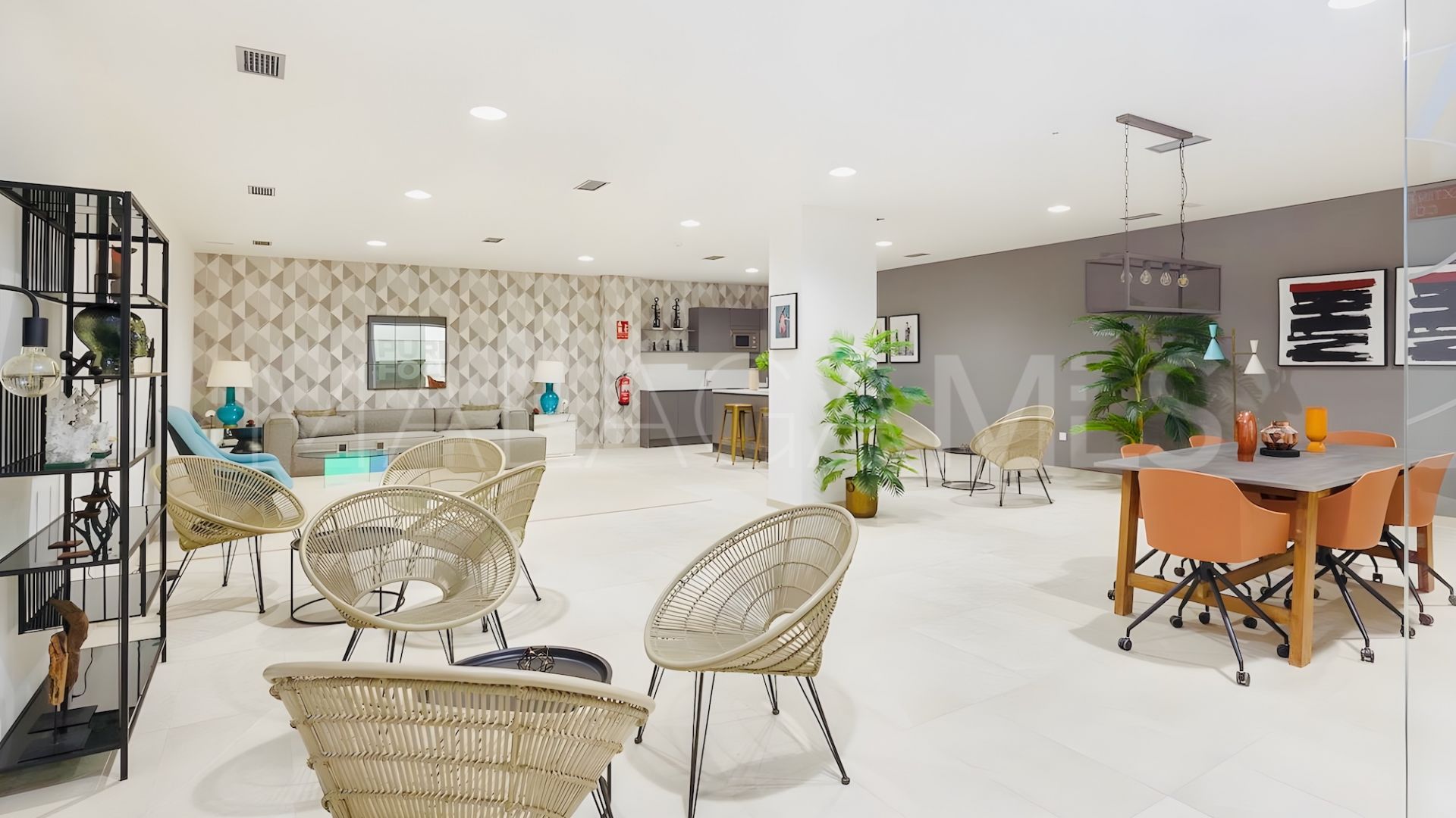 Takvåning for sale in Oasis325