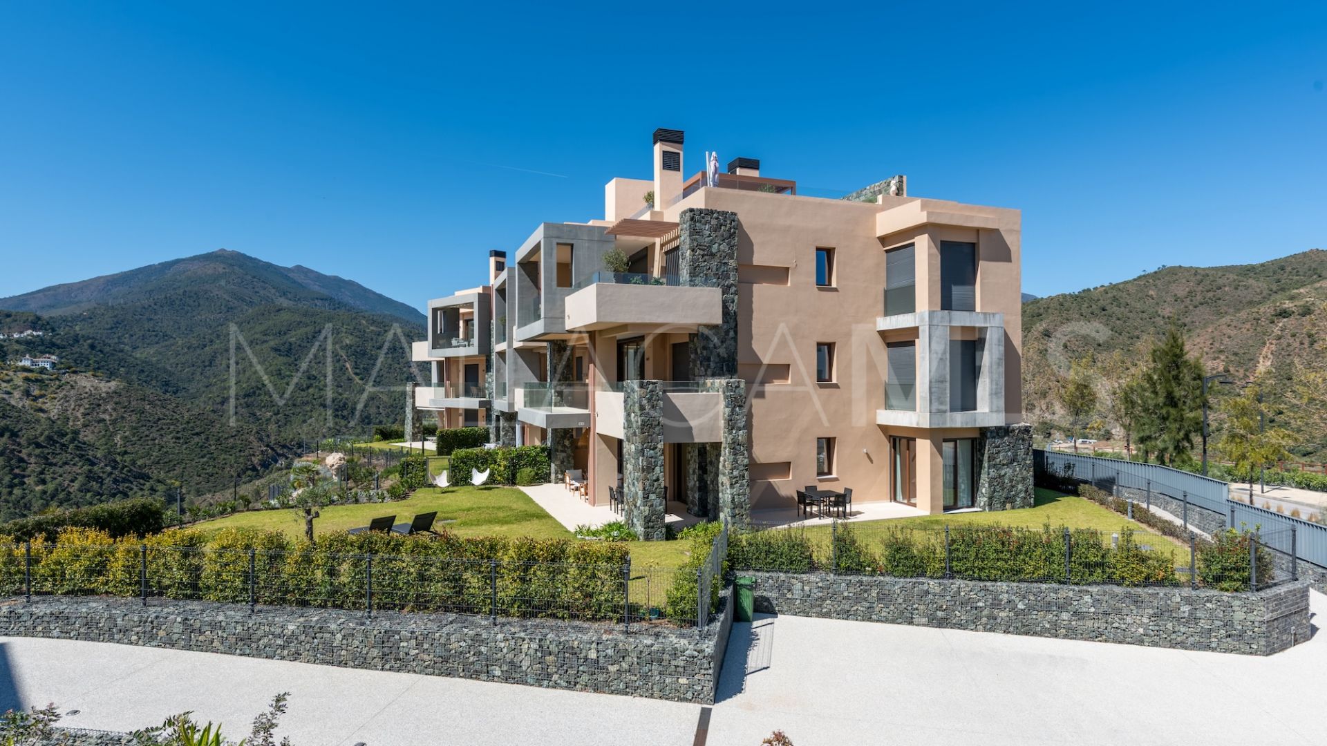 Real de La Quinta ground floor apartment for sale