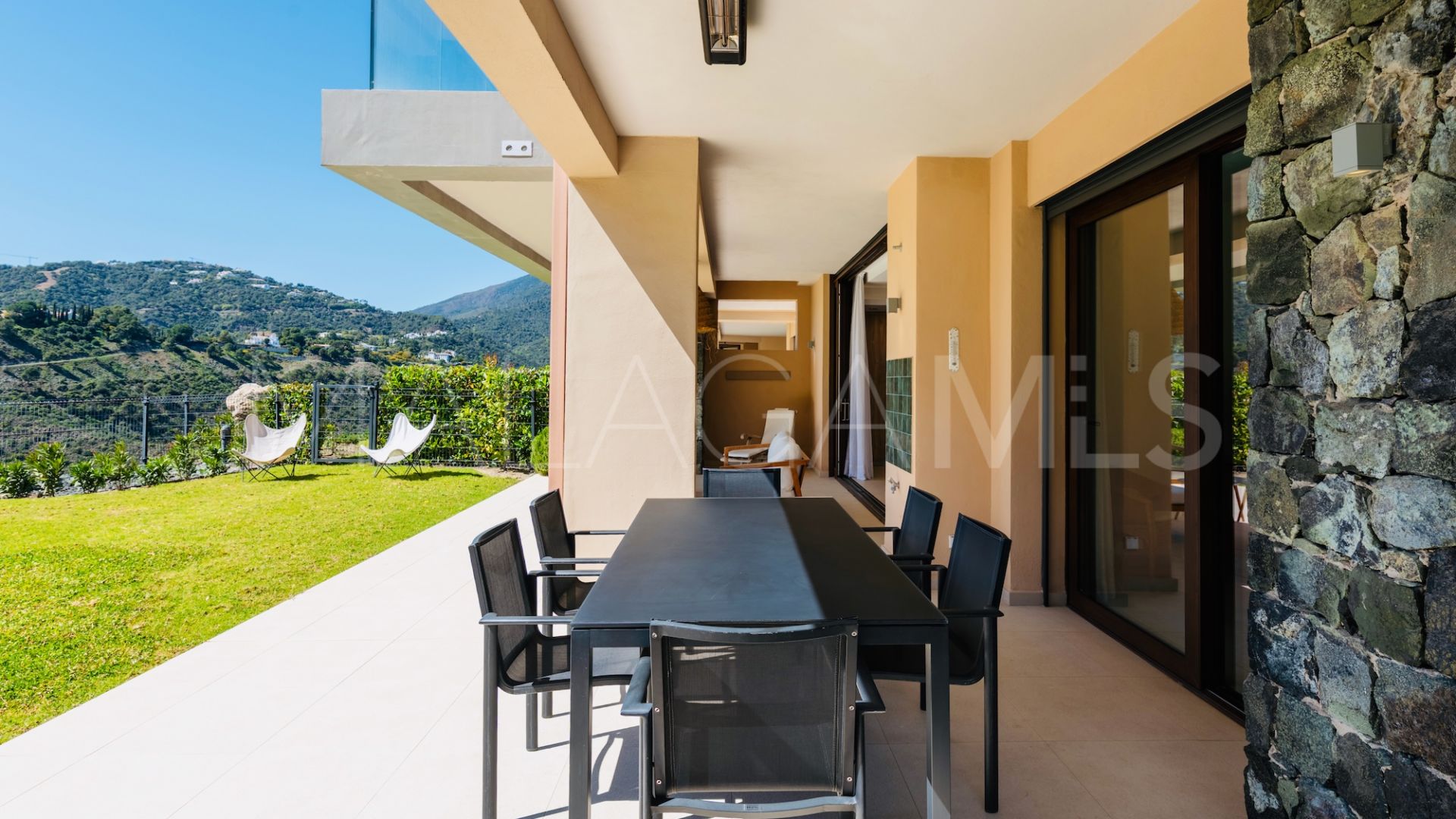 Buy apartamento planta baja in Real de La Quinta