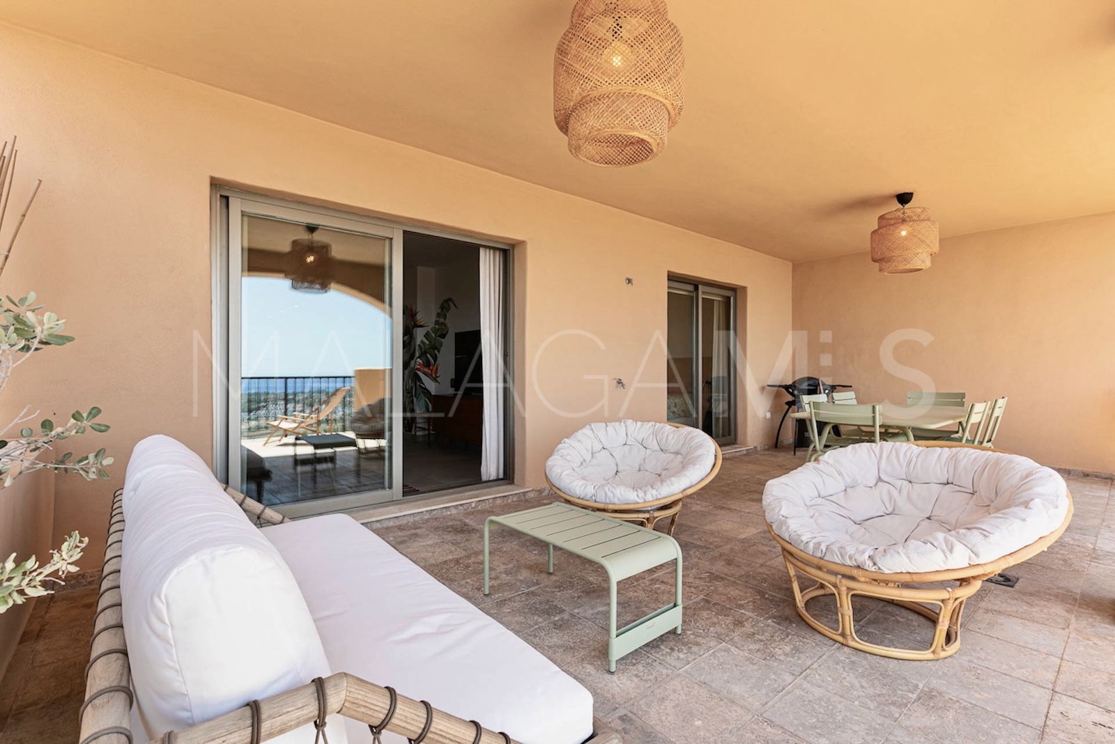 For sale 2 bedrooms apartment in Hacienda del Señorio de Cifuentes