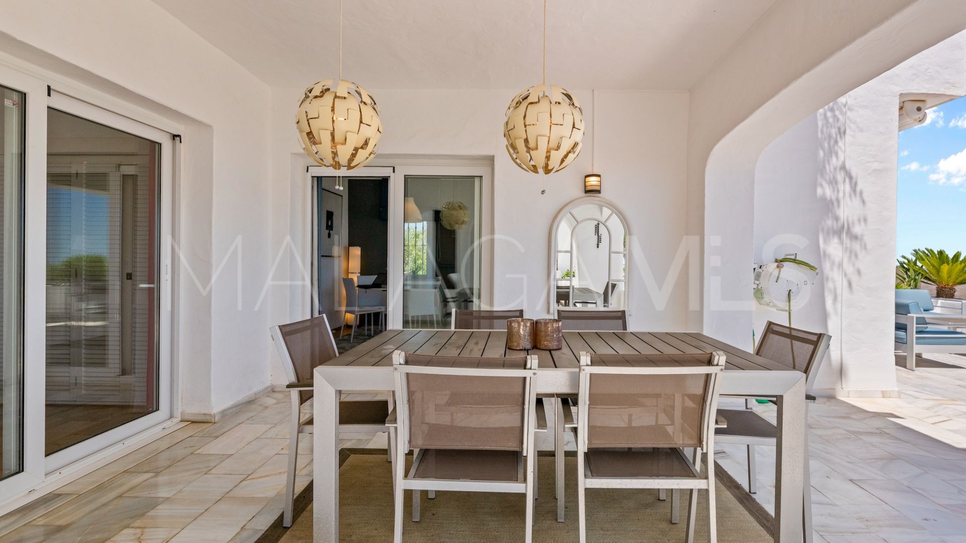 2 bedrooms La Mairena apartment for sale