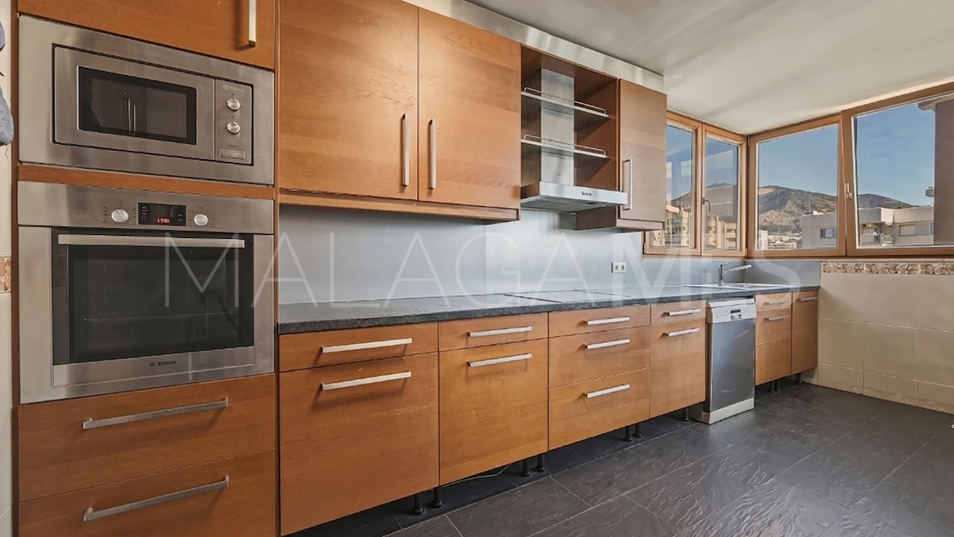 Appartement terrasse for sale in Fuengirola