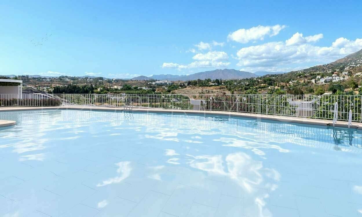 For sale penthouse in Fuengirola