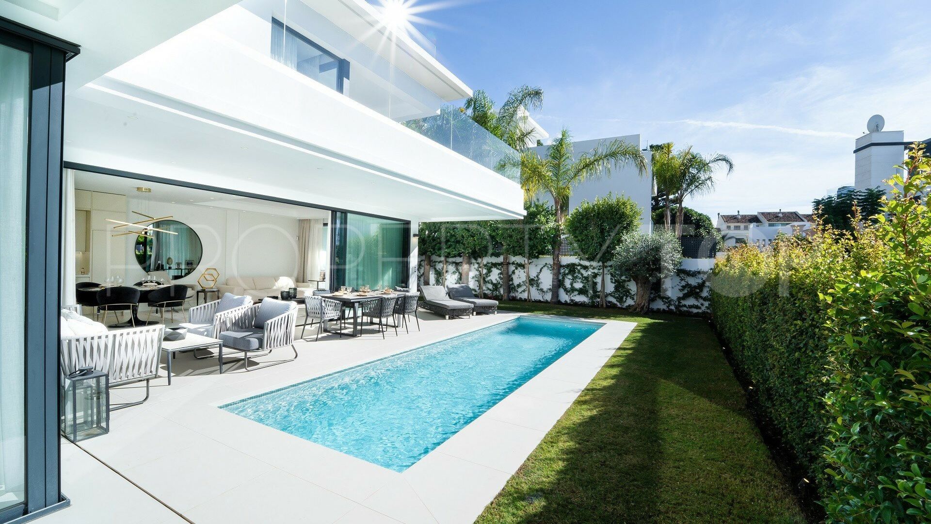 Se vende villa en Marbella Golden Mile de 4 dormitorios