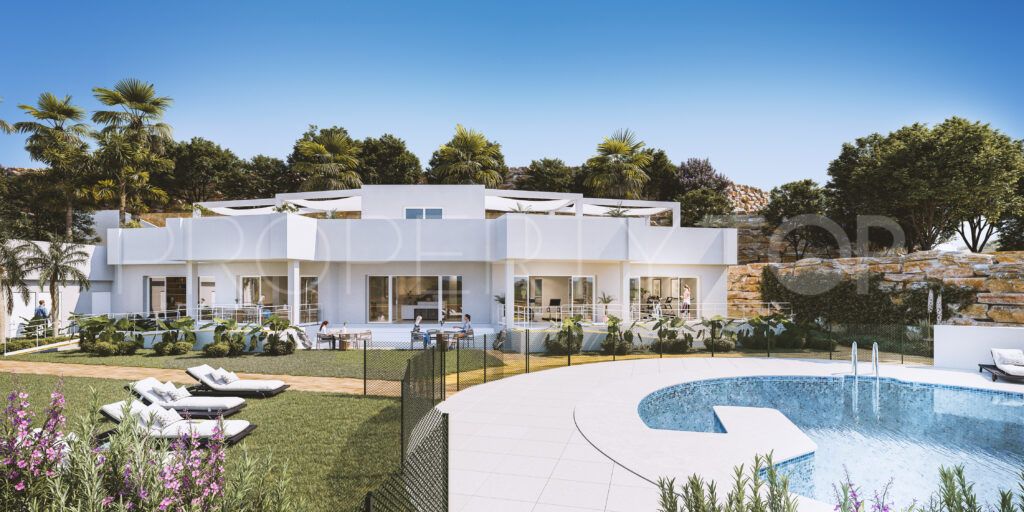 Comprar apartamento en Estepona Golf con 3 dormitorios