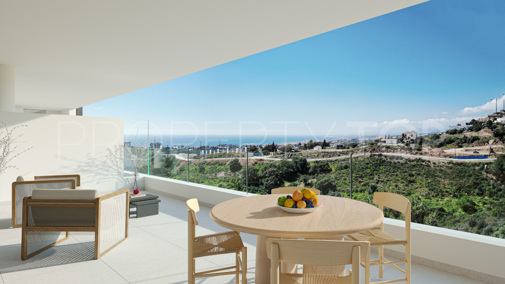 For sale penthouse in Los Altos de los Monteros with 3 bedrooms