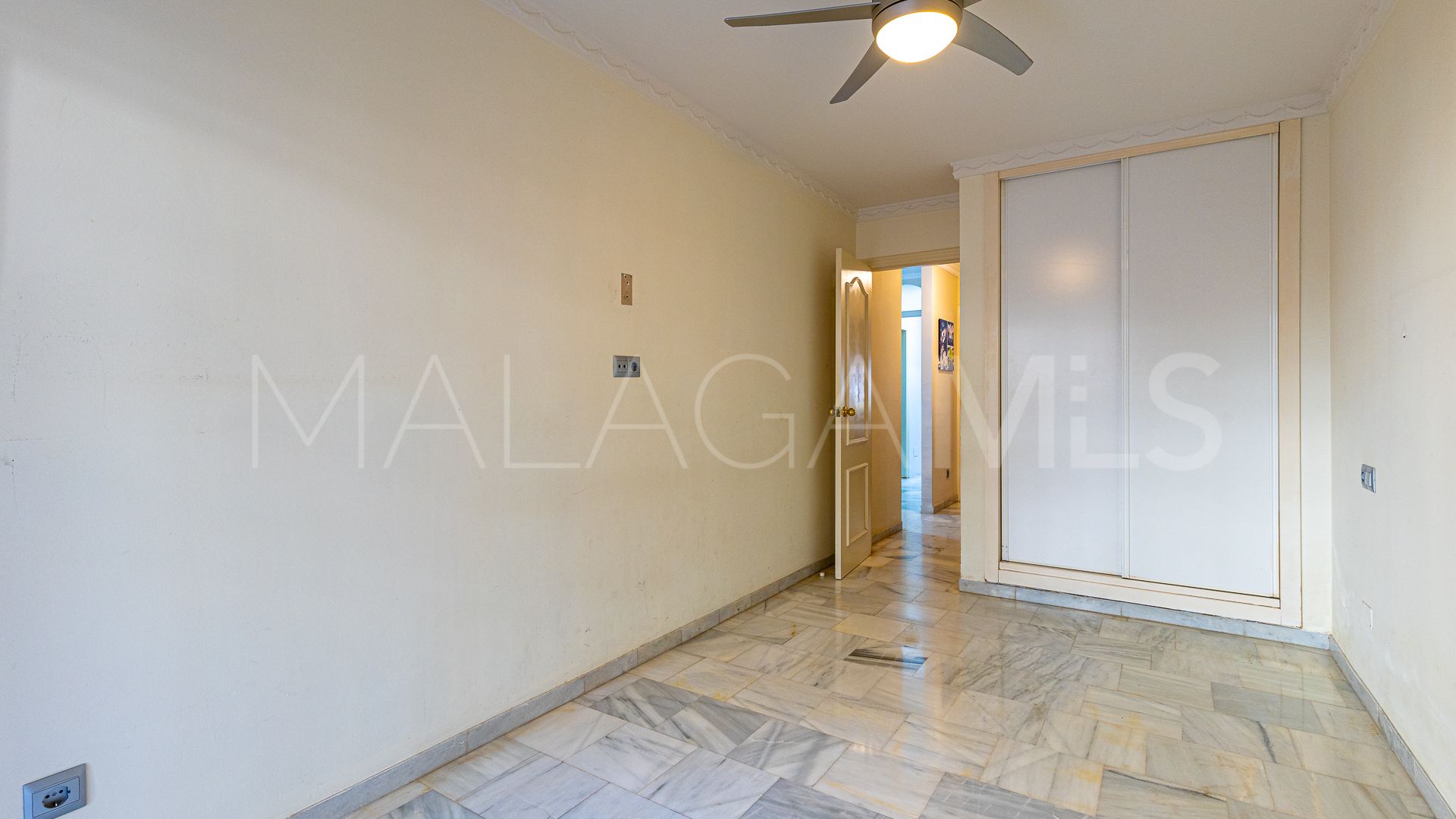 Ground floor apartment for sale in Marbella