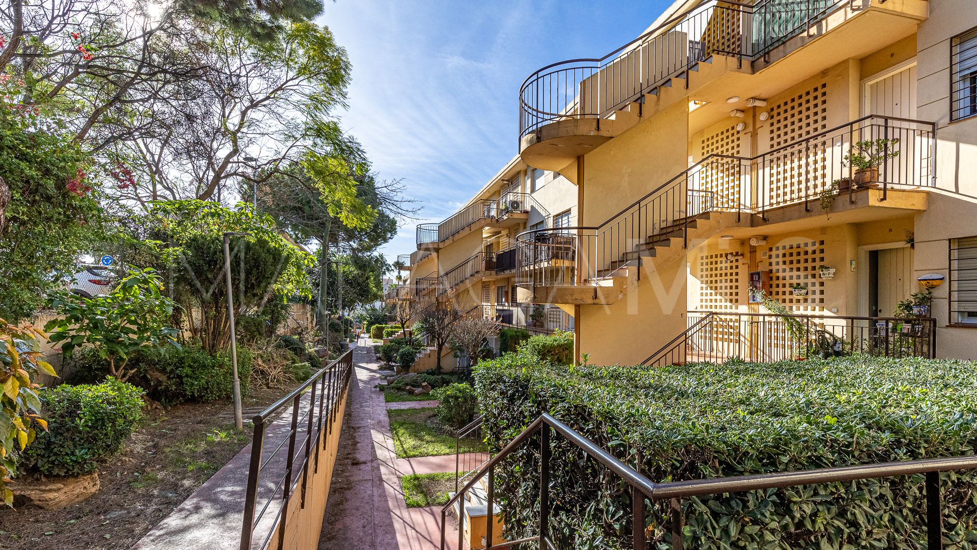 Ground floor apartment for sale in Marbella