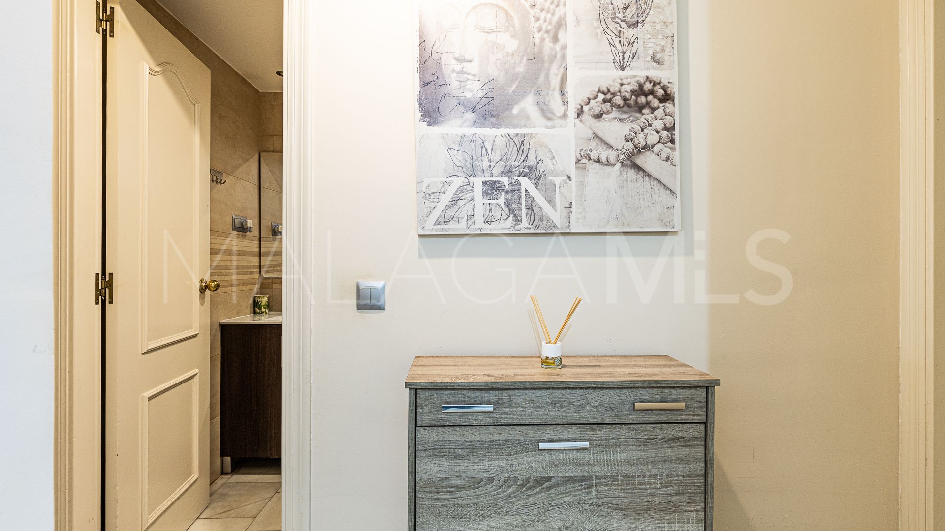 Ground floor apartment for sale in Marbella