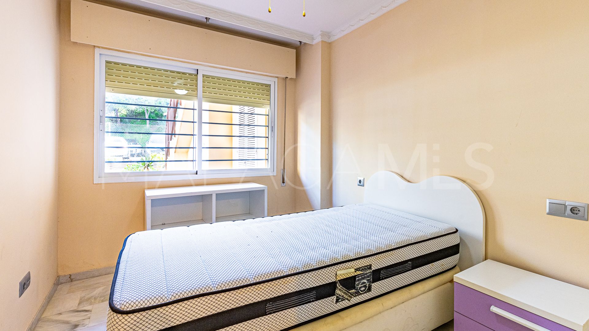 Ground floor apartment for sale in Marbella