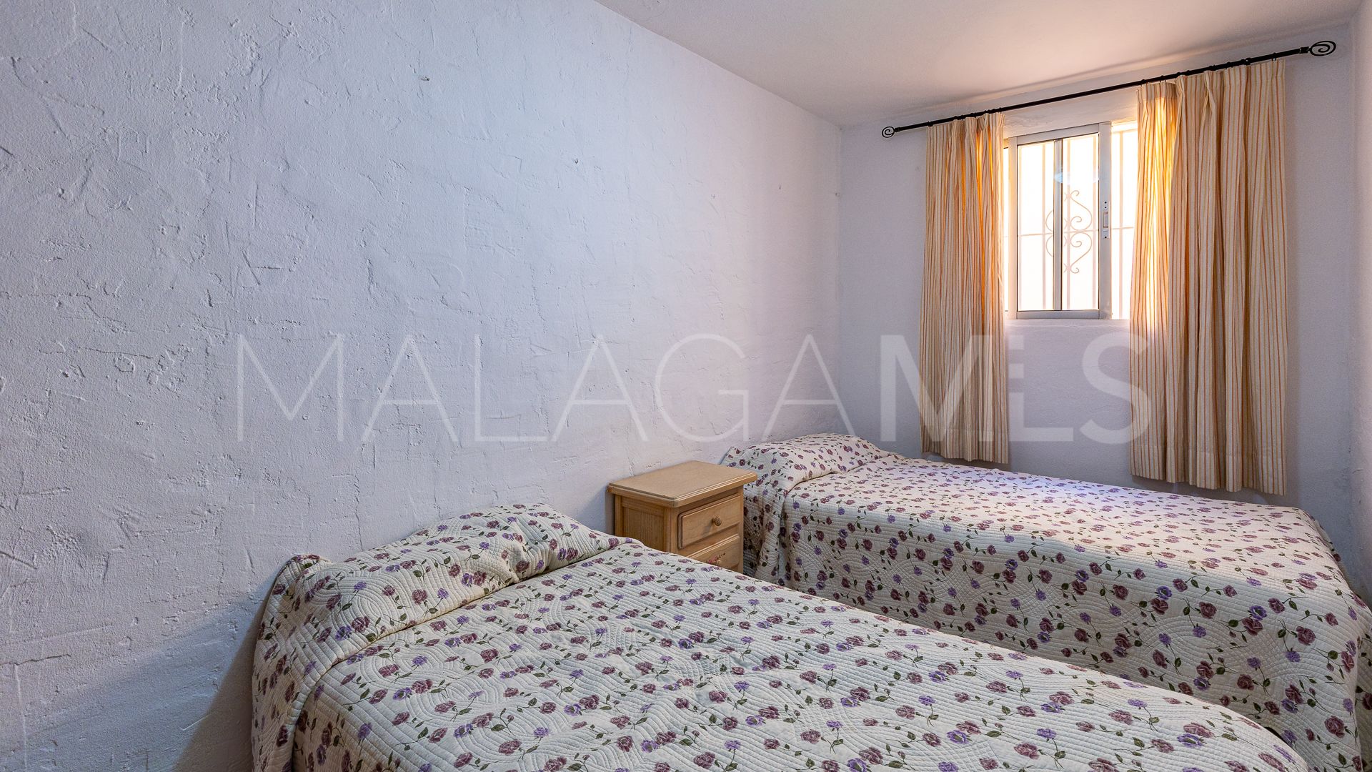 Casa for sale with 5 bedrooms in Alh. Grande Centro