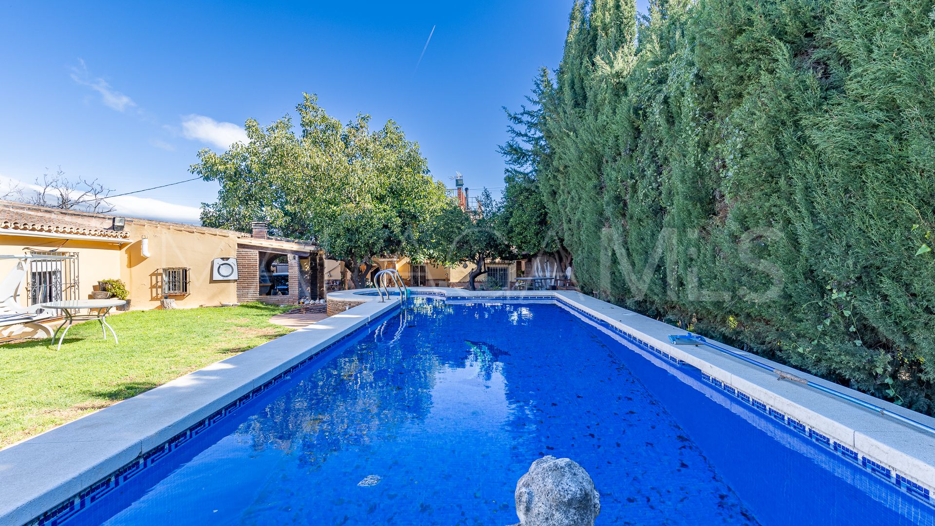 Casa for sale with 5 bedrooms in Alh. Grande Centro