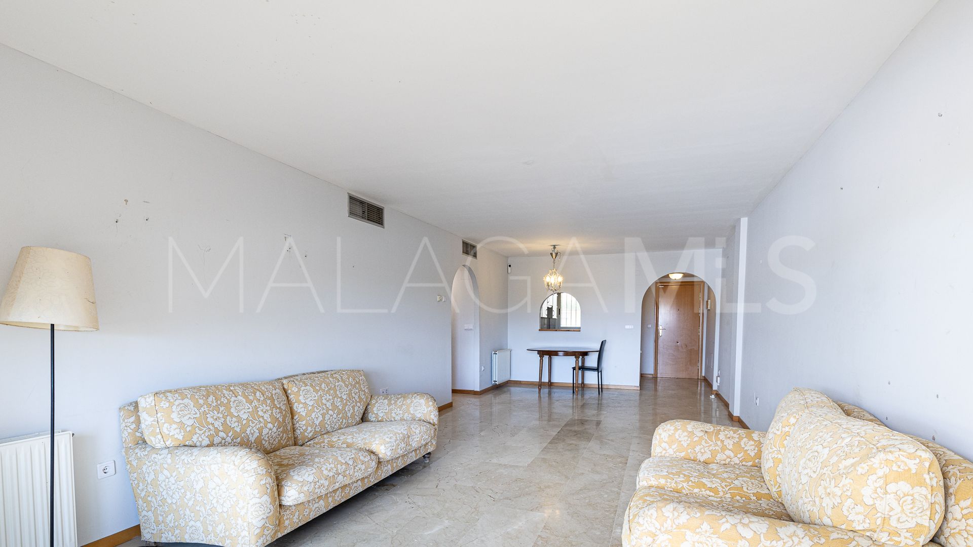 Lägenhet for sale in Guadalmina Alta