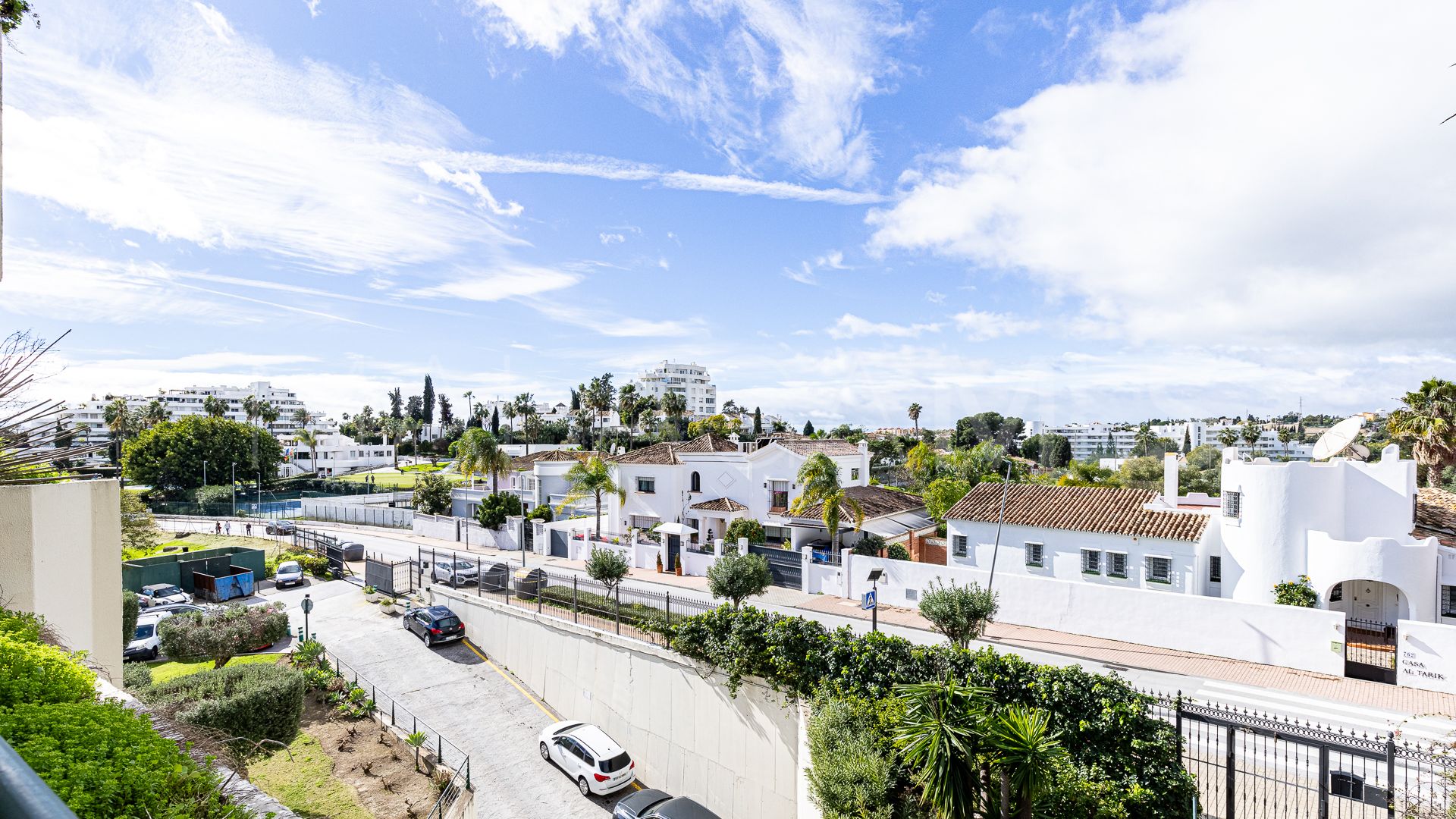 Lägenhet for sale in Guadalmina Alta