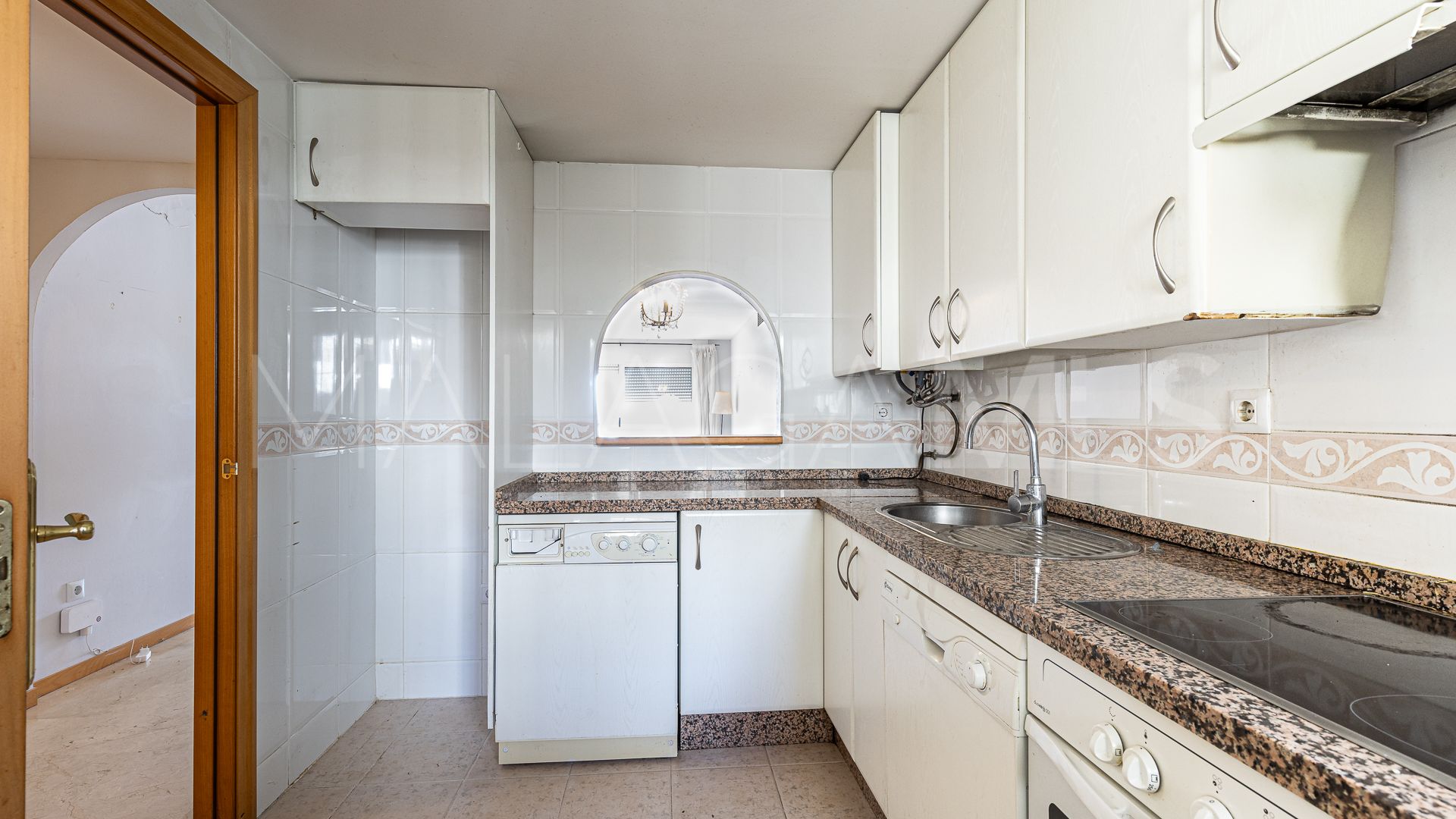 Lägenhet for sale in Guadalmina Alta