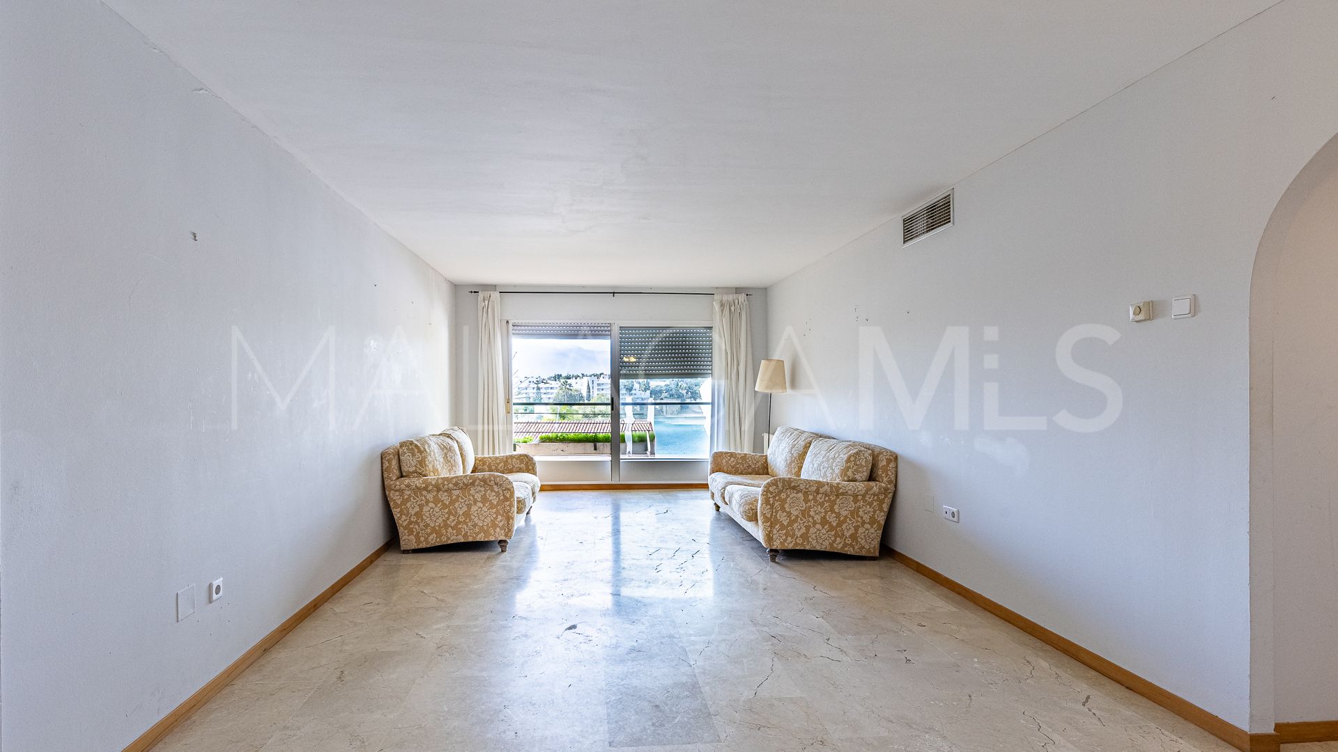 Lägenhet for sale in Guadalmina Alta