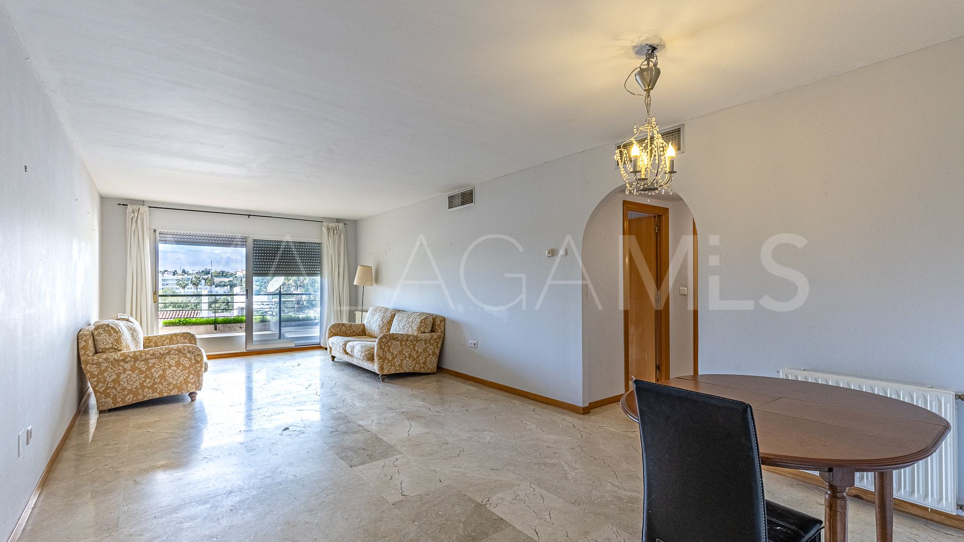 Lägenhet for sale in Guadalmina Alta