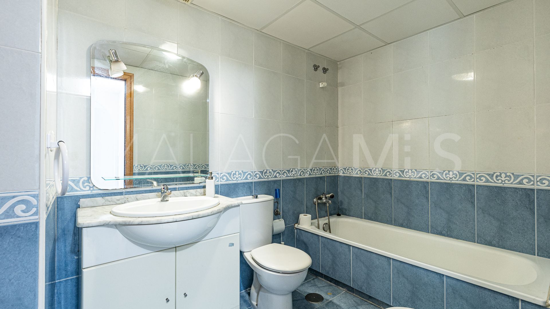 Lägenhet for sale in Guadalmina Alta