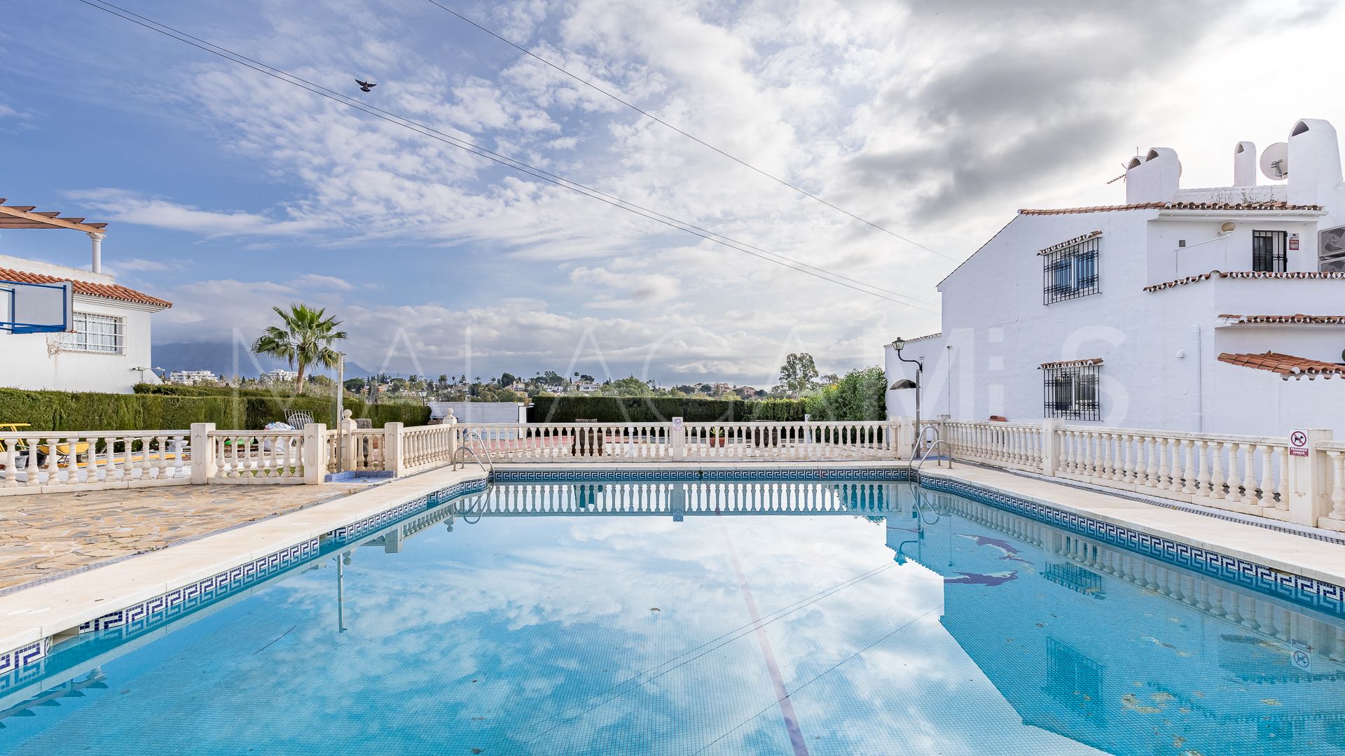 Maison de ville for sale in Estepona Est