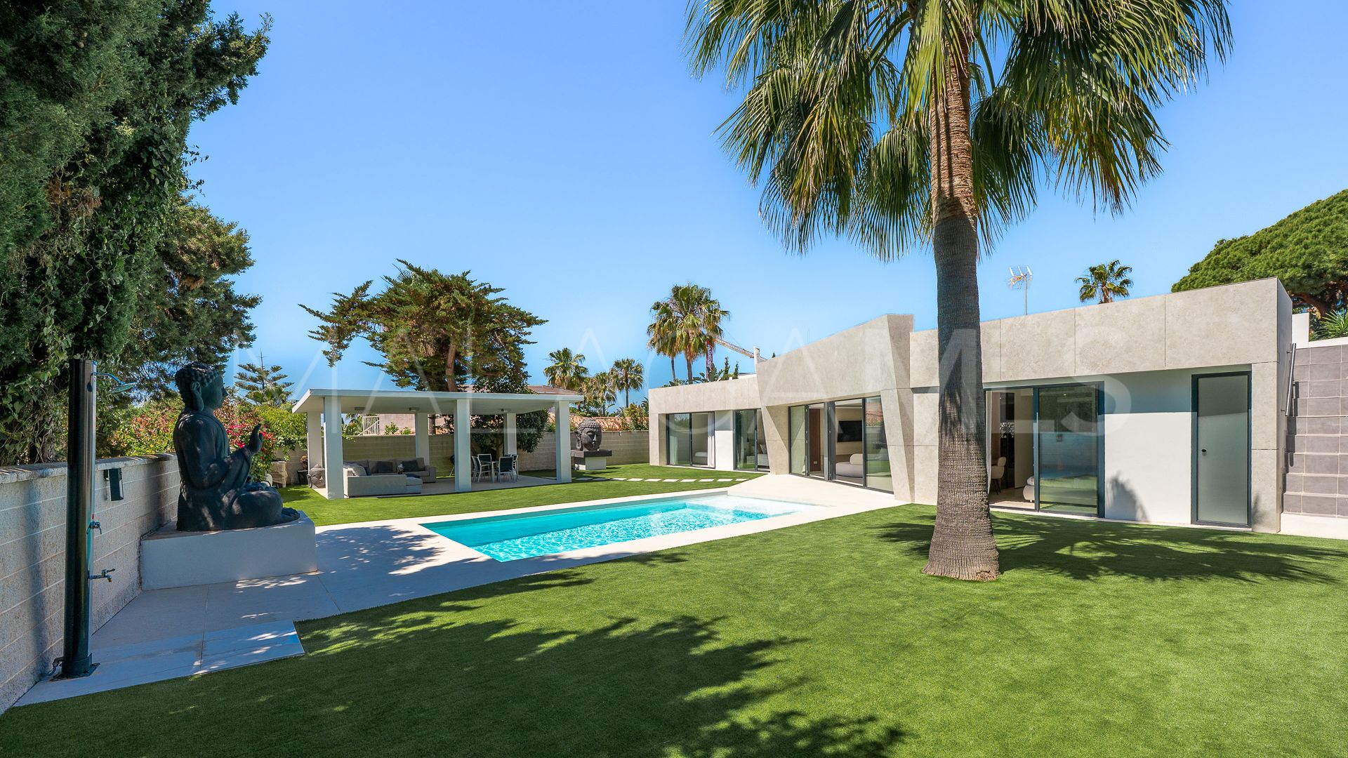 Villa with 4 bedrooms for sale in Marbesa