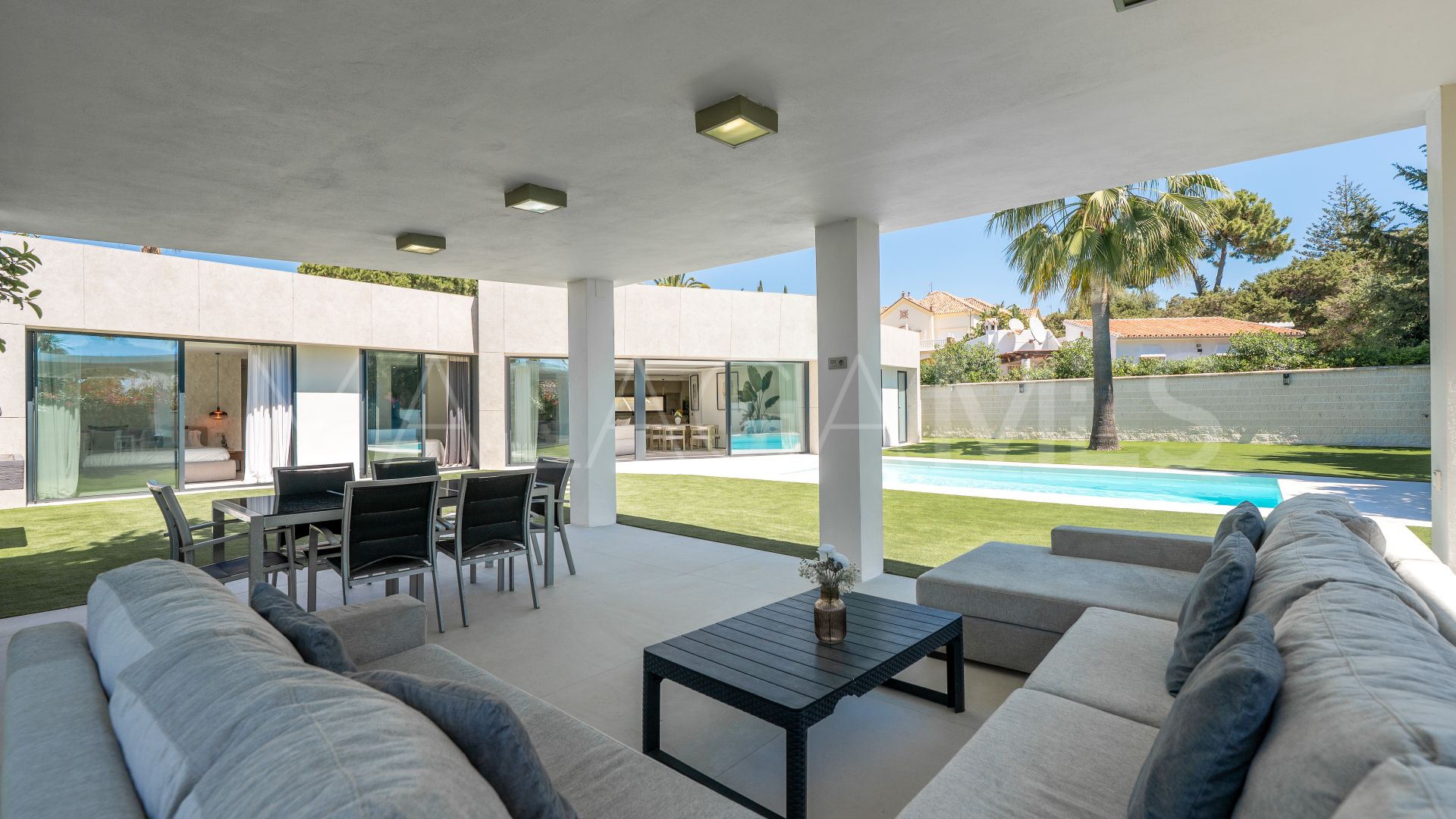Villa with 4 bedrooms for sale in Marbesa
