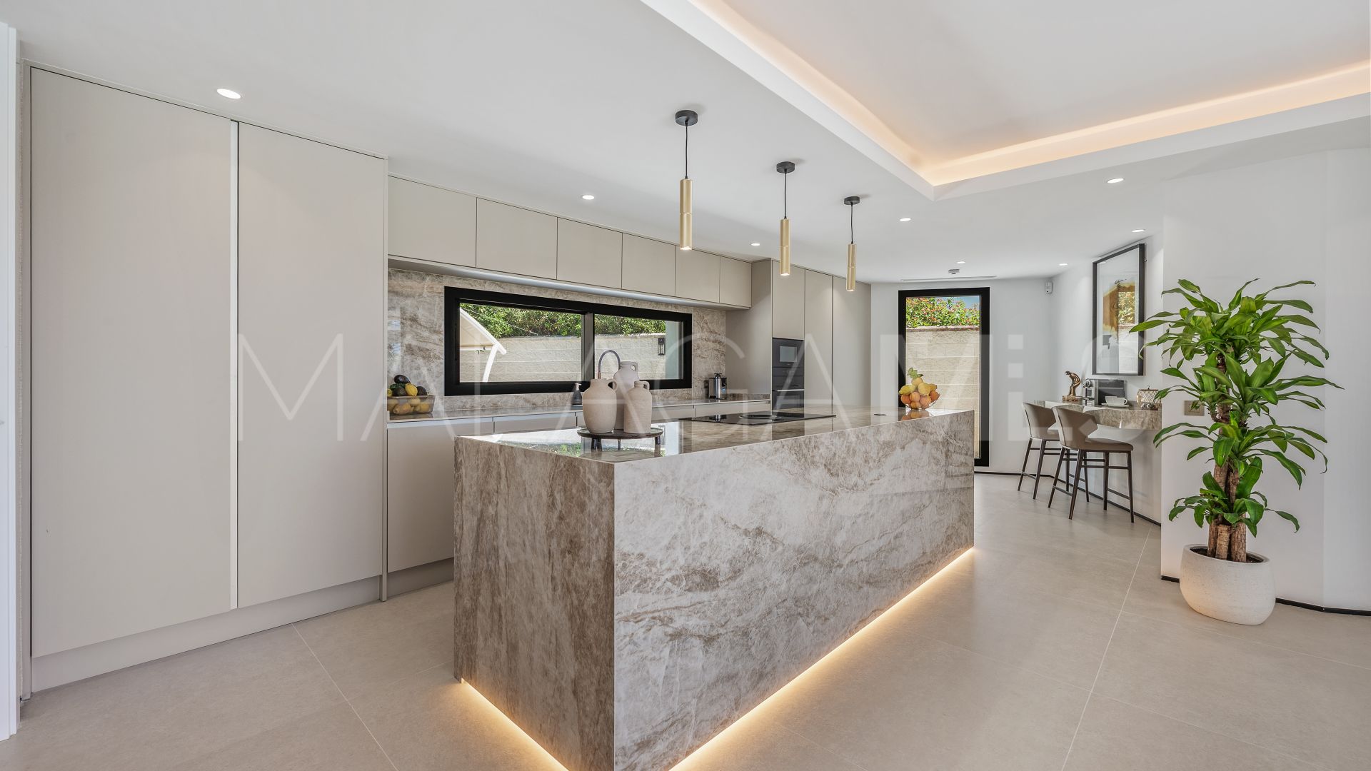 Villa with 4 bedrooms for sale in Marbesa